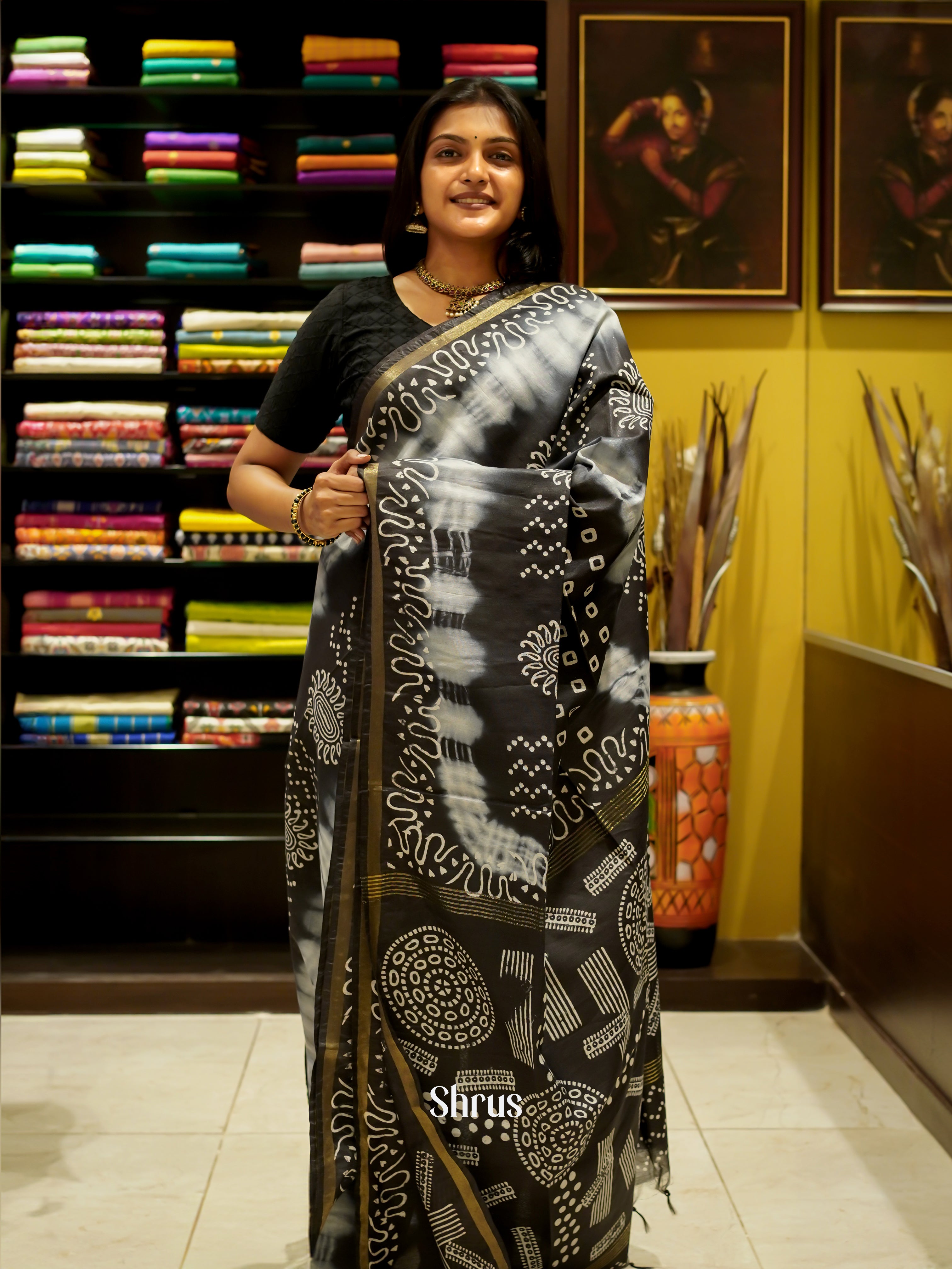 Black & Cream - Bhatik Saree - Shop on ShrusEternity.com