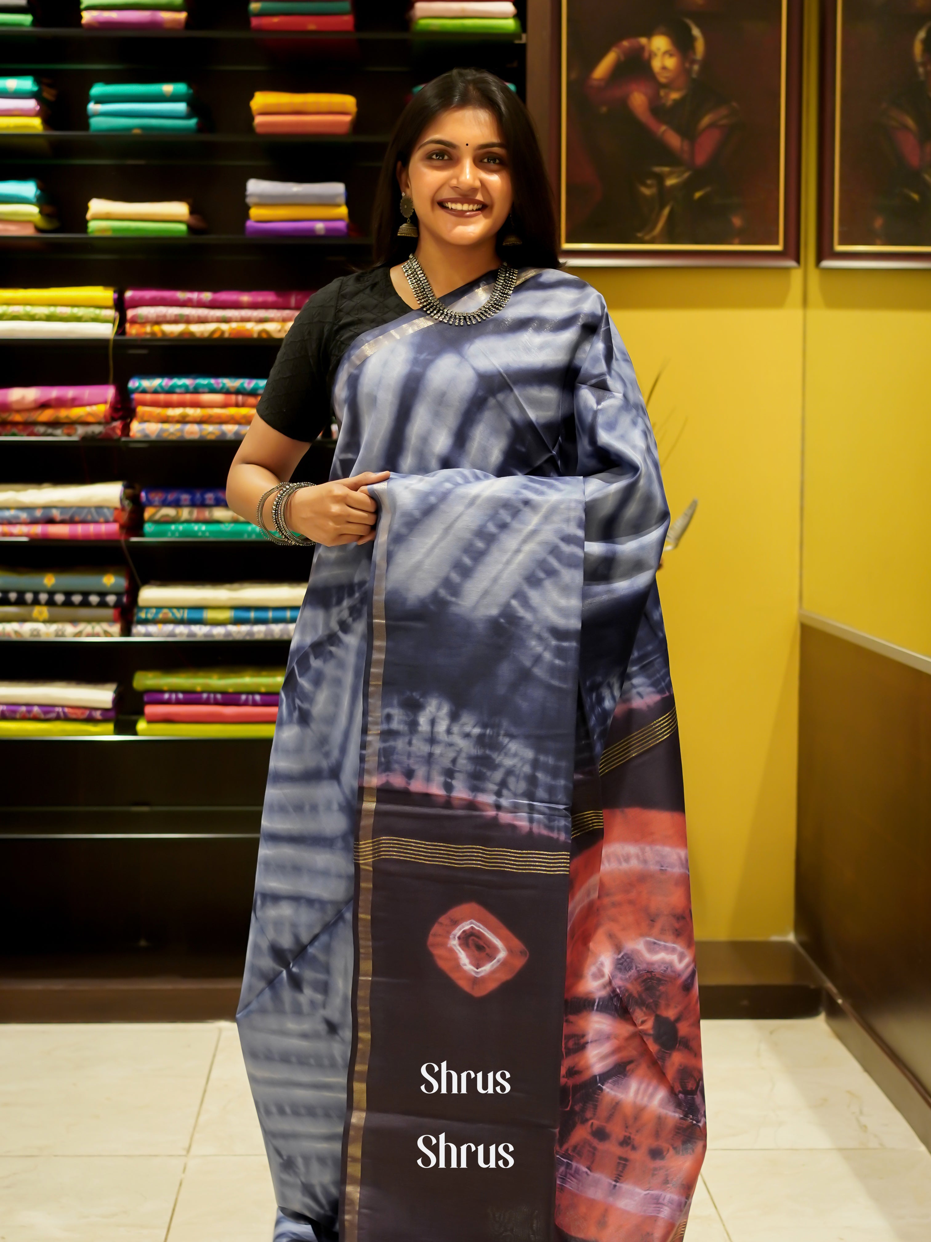 Grey & Red - Shibori Saree