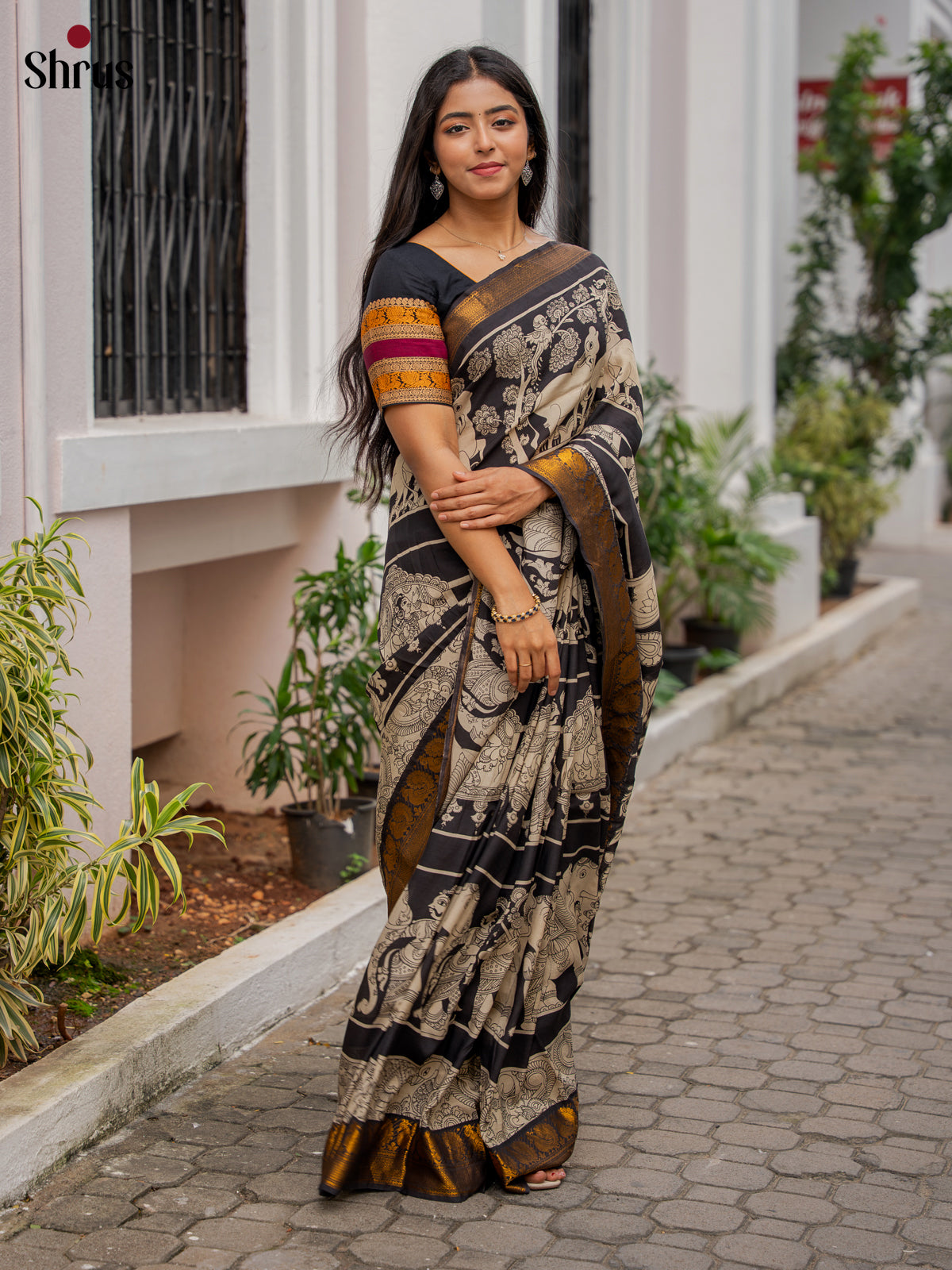 Black & Beige - Chennur-kalamkari