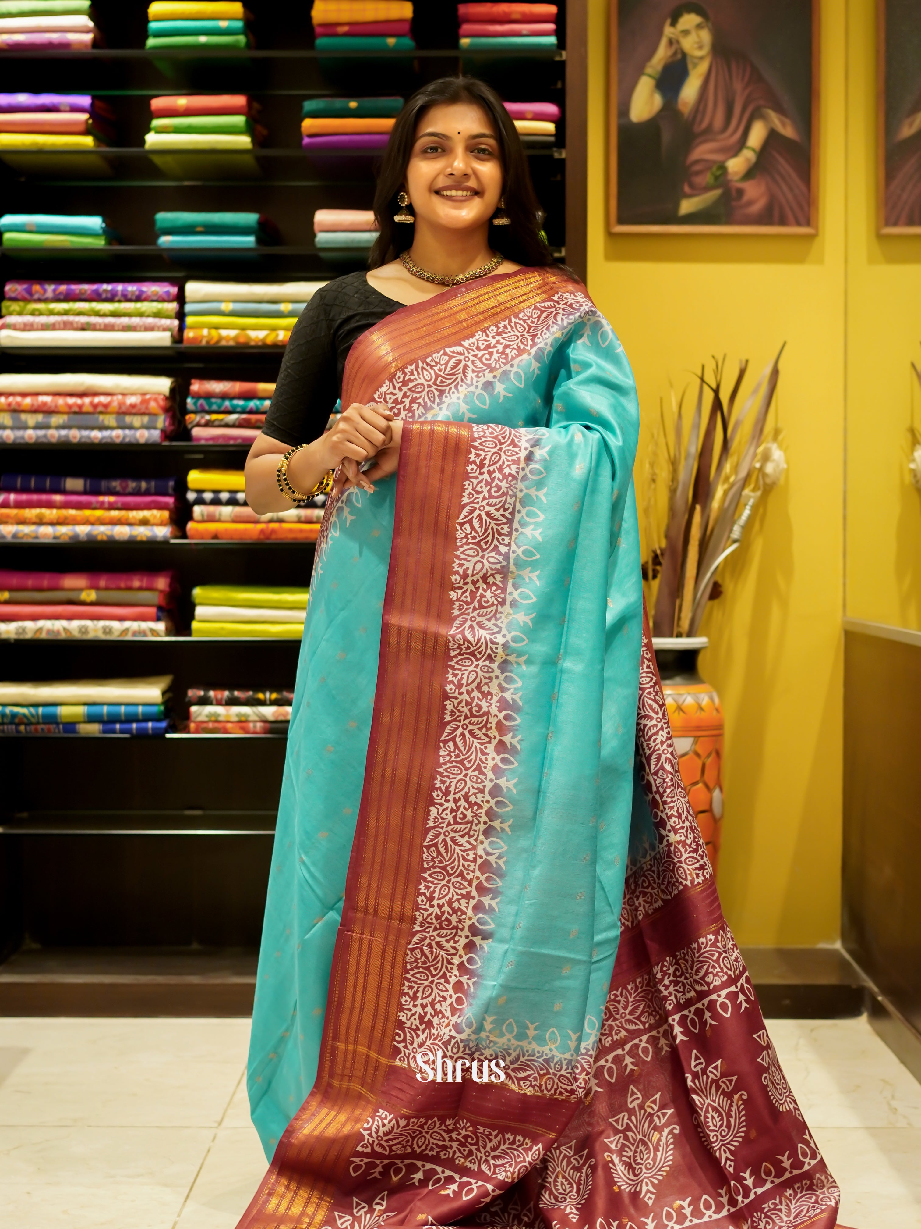 Green & Red - Semi Tussar Saree - Shop on ShrusEternity.com