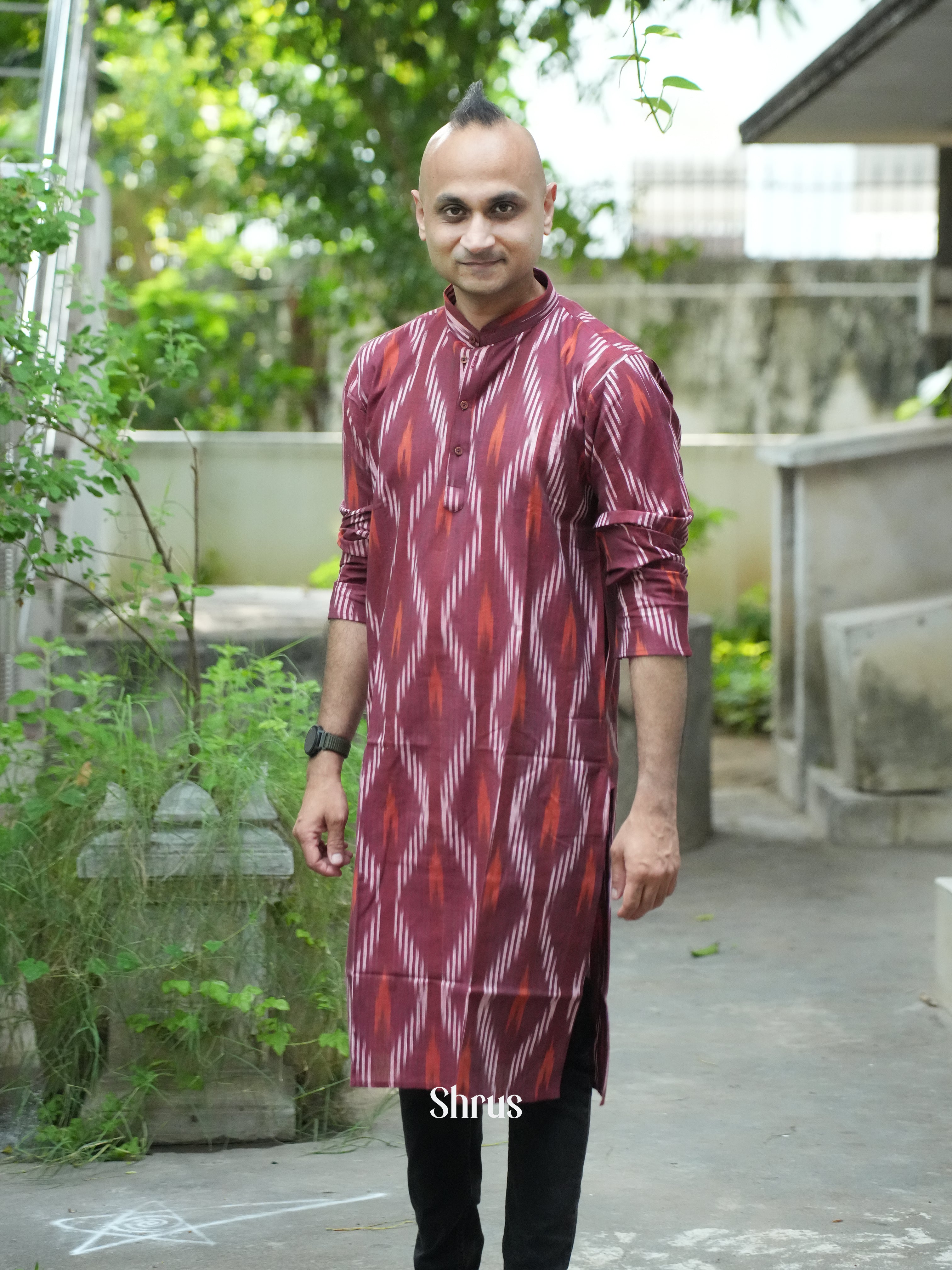 CES18502 - Readymade Mens Kurta - Shop on ShrusEternity.com