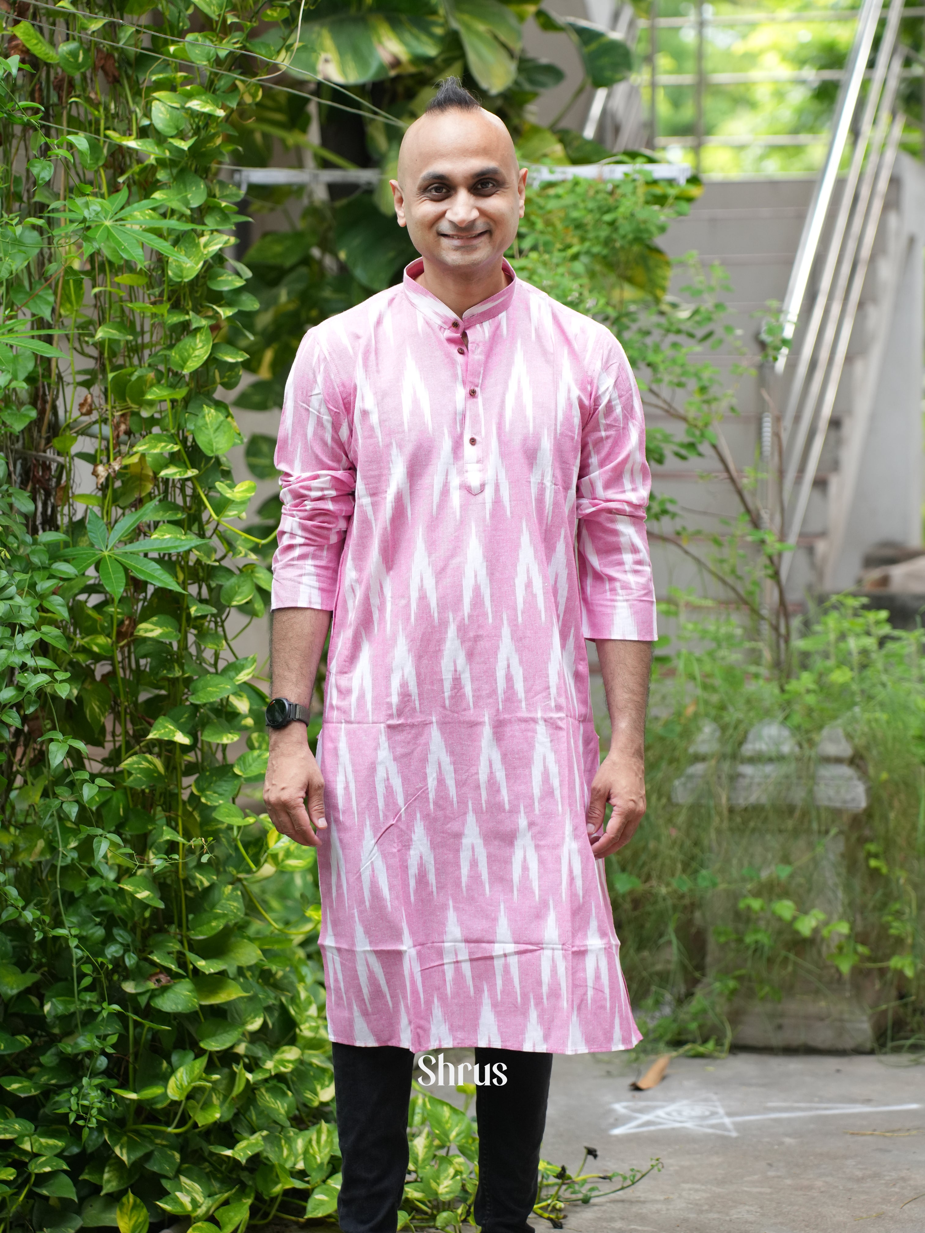 CES18518 - Readymade Mens Kurta - Shop on ShrusEternity.com