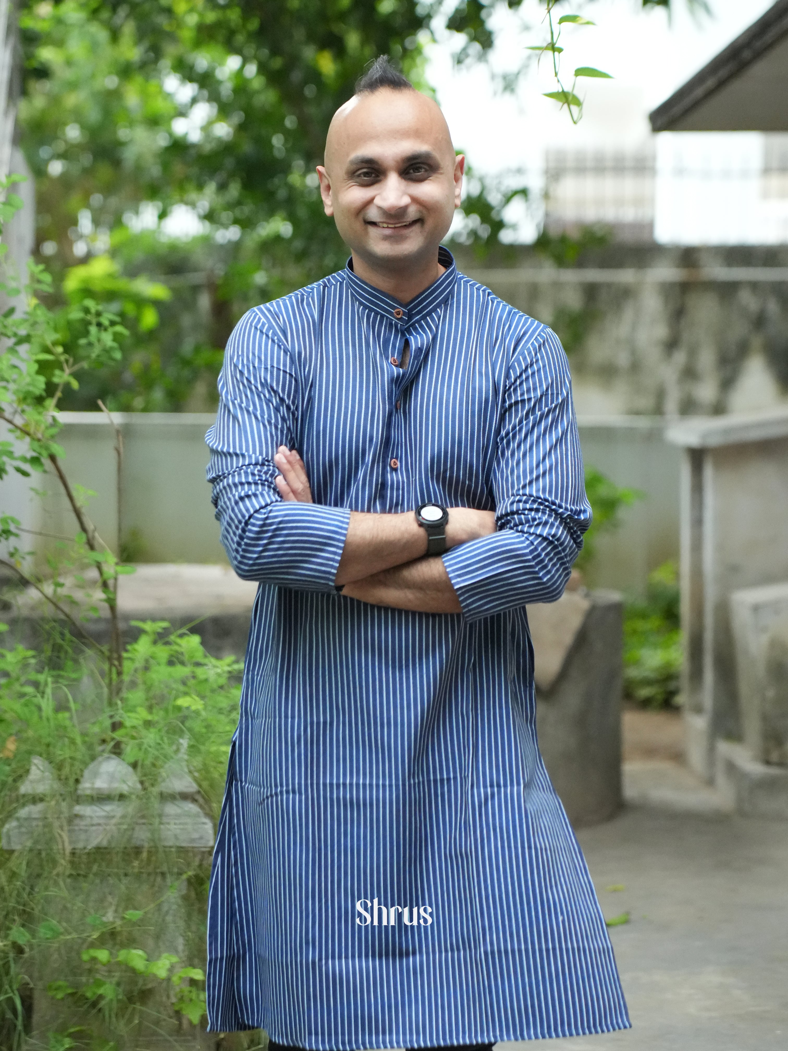 CES18542 - Readymade Mens Kurta - Shop on ShrusEternity.com