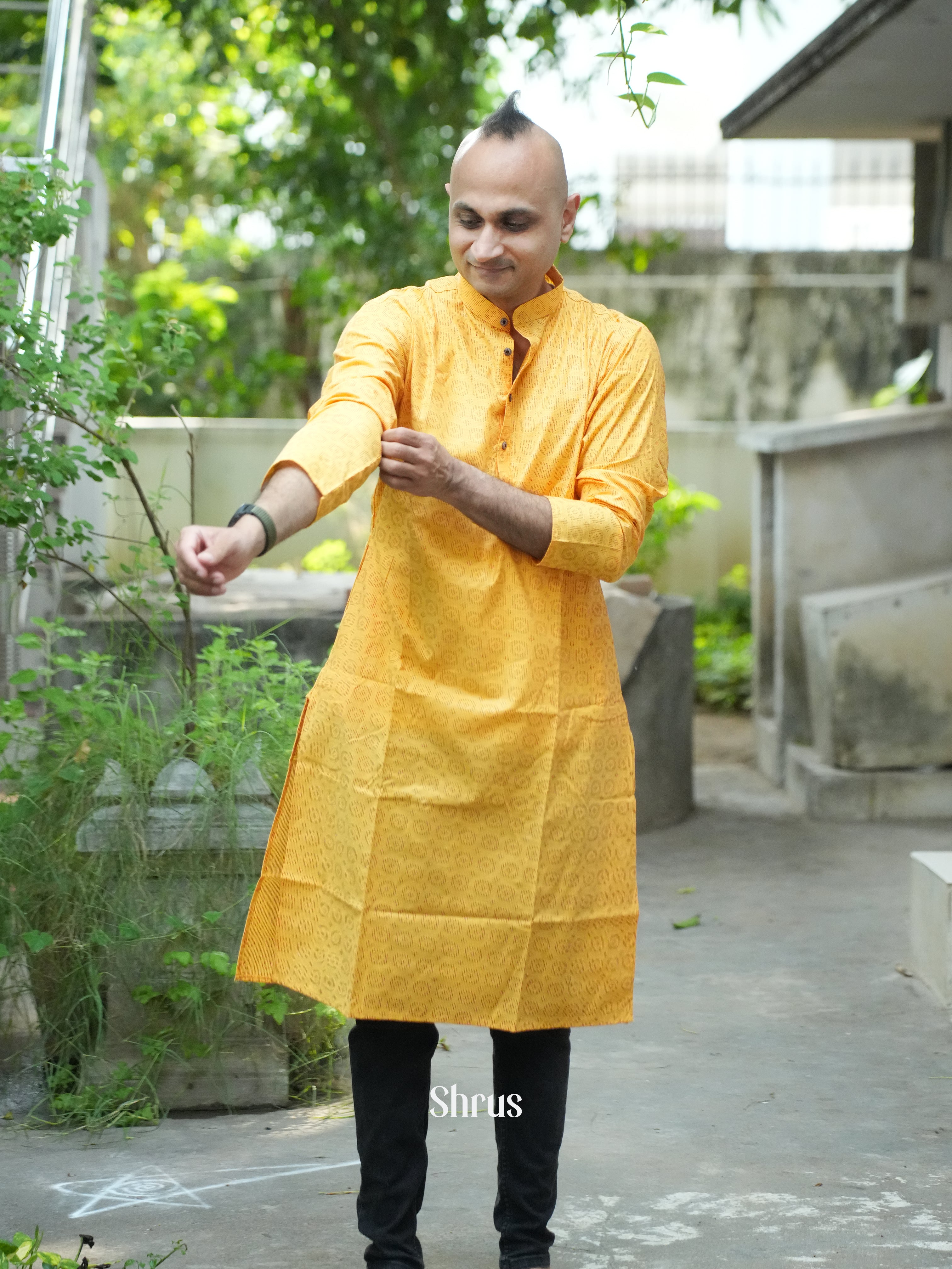 CES18640 - Readymade Mens Kurta - Shop on ShrusEternity.com