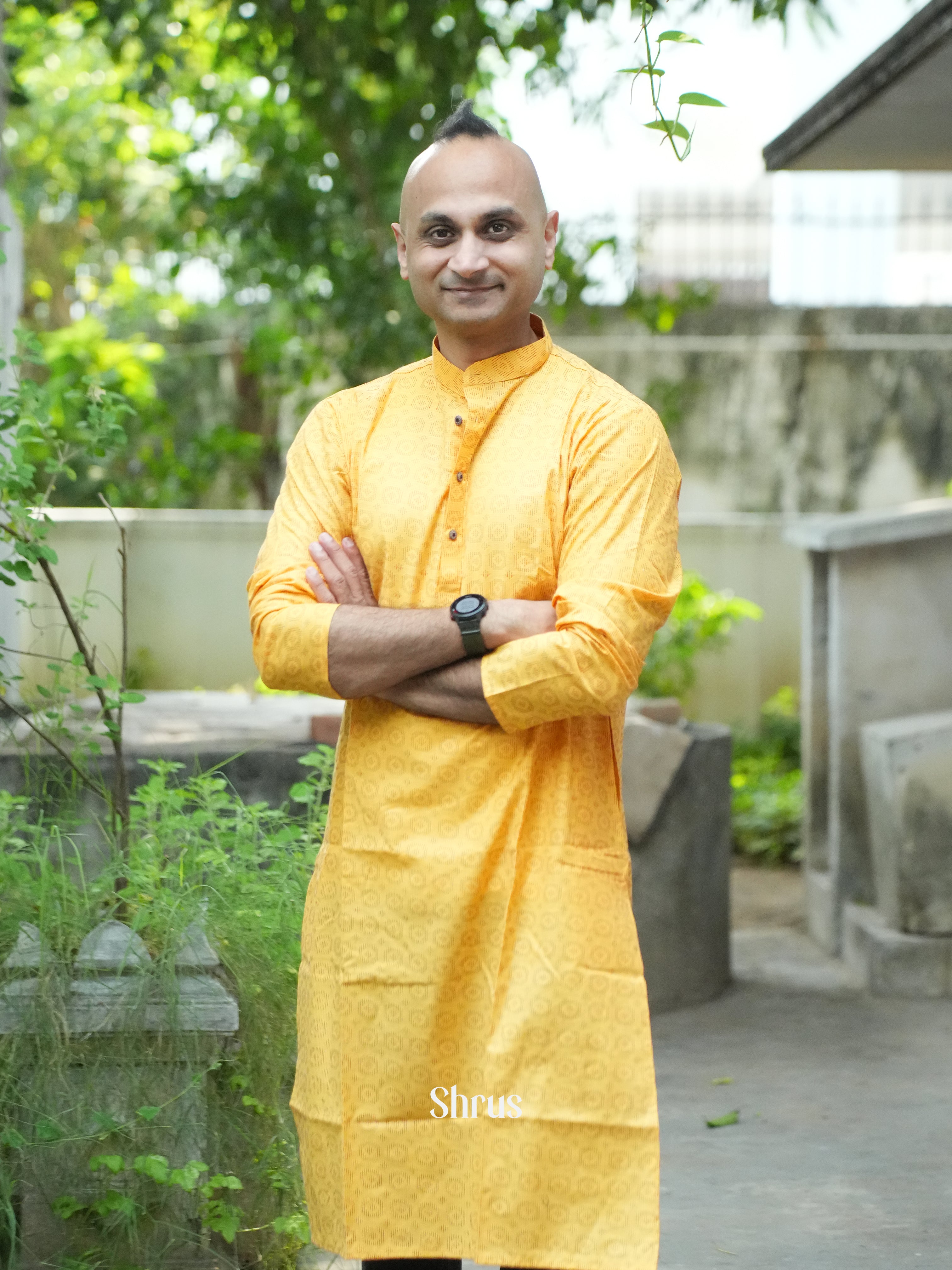 CES18640 - Readymade Mens Kurta - Shop on ShrusEternity.com