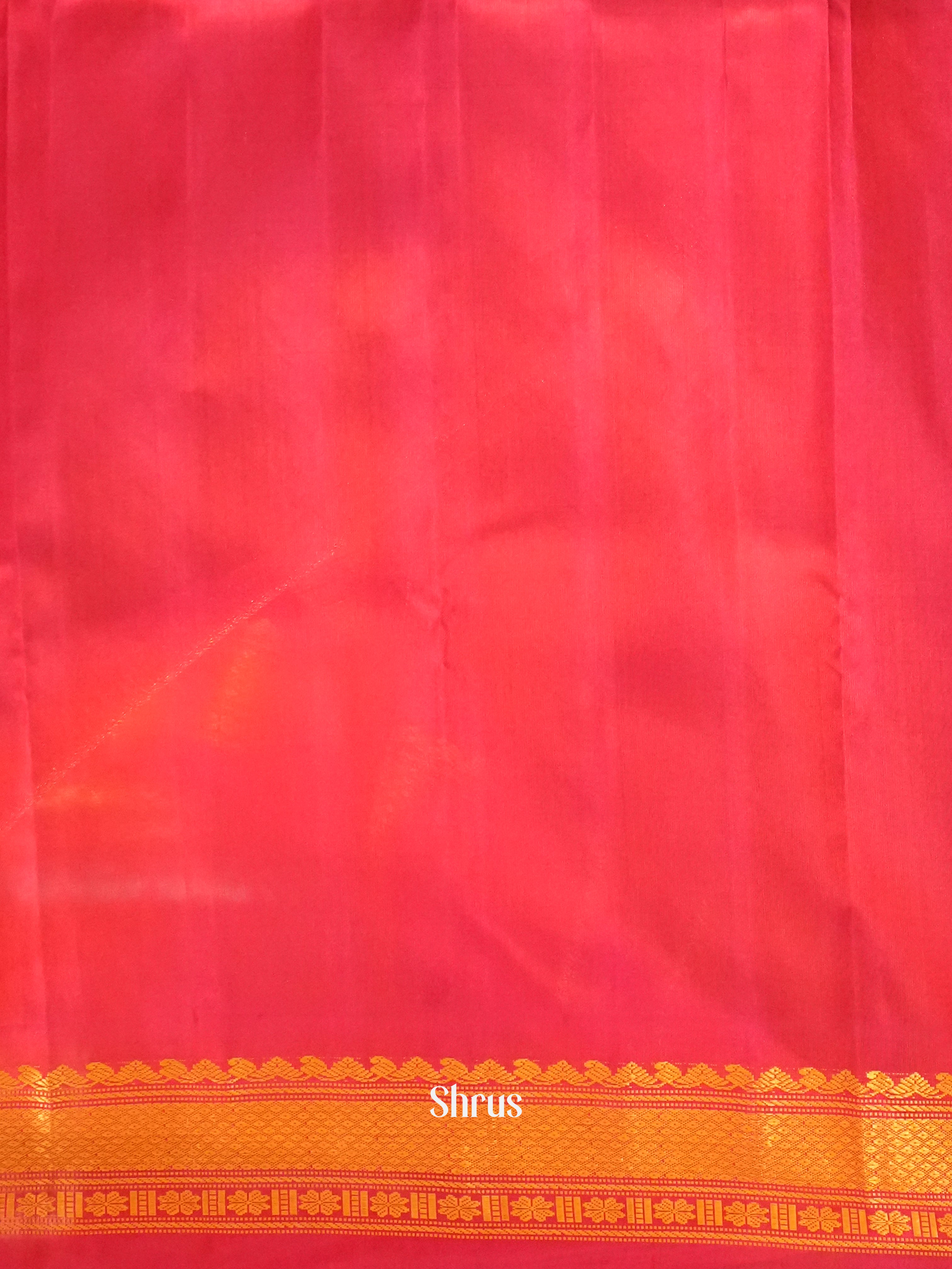 Green & Red  - Gadwal Silk Saree