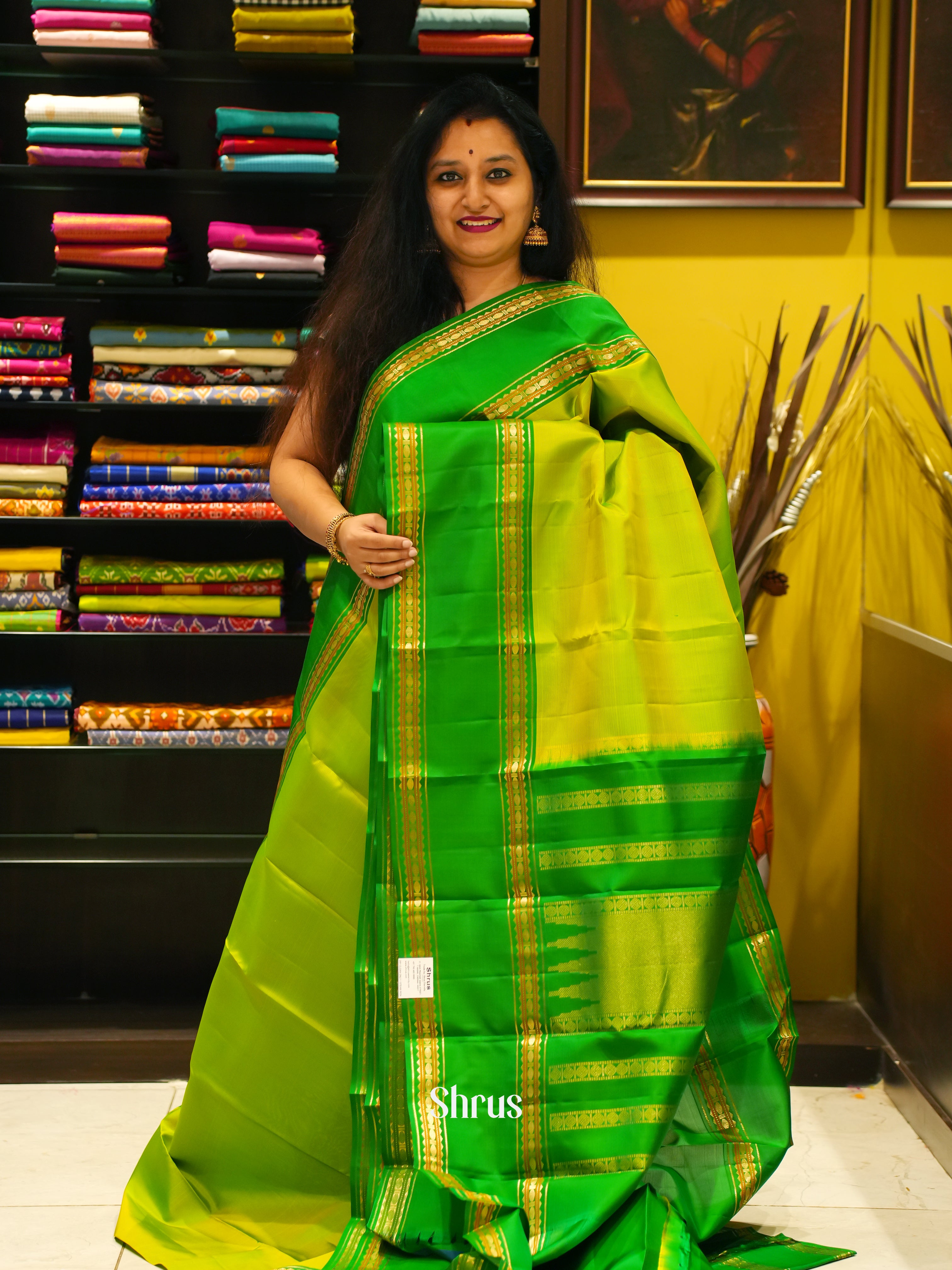 CES31417  - Kanchipuram silk Saree