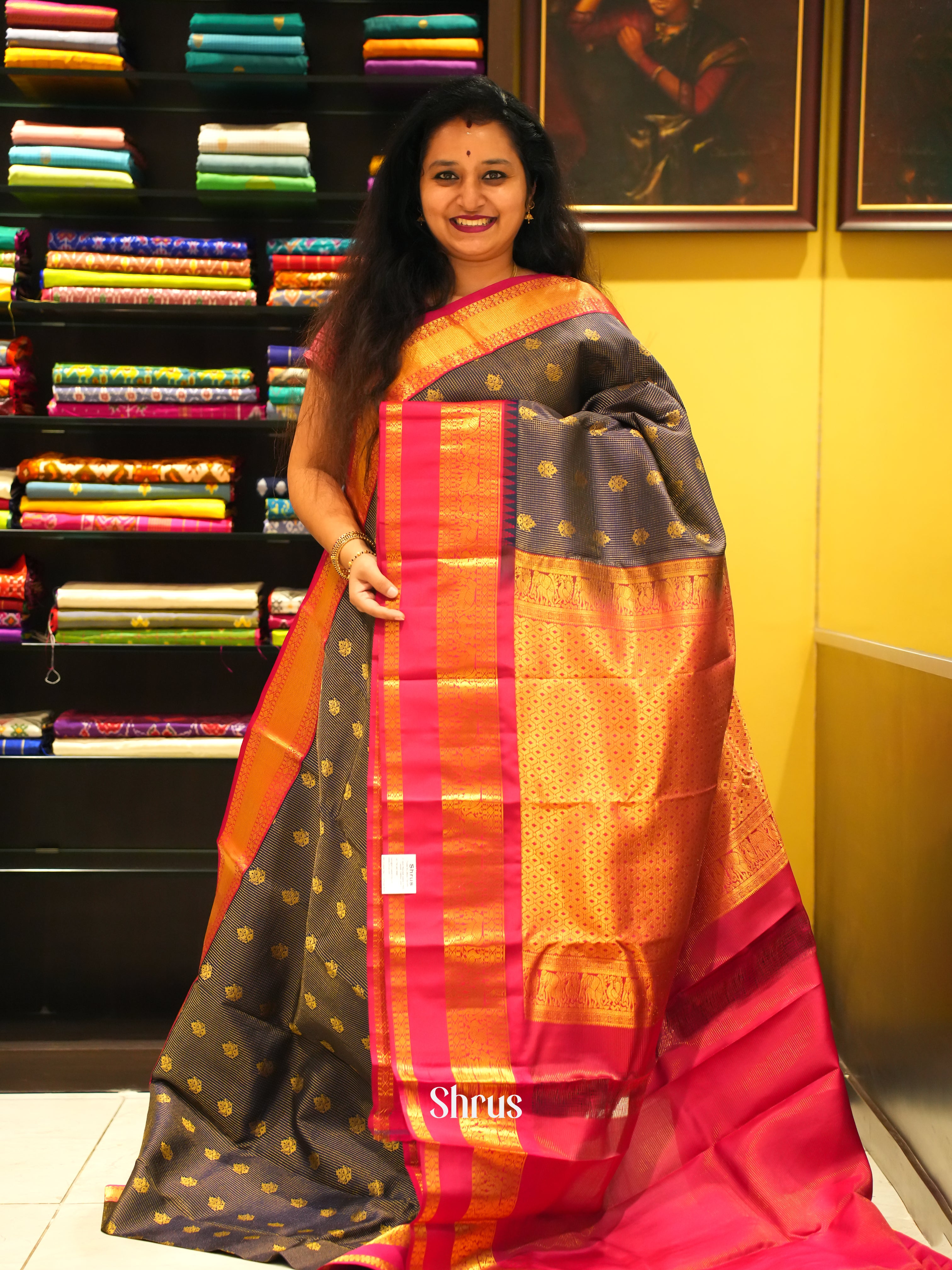 CES31539 - Kanchipuram silk Saree - Shop on ShrusEternity.com