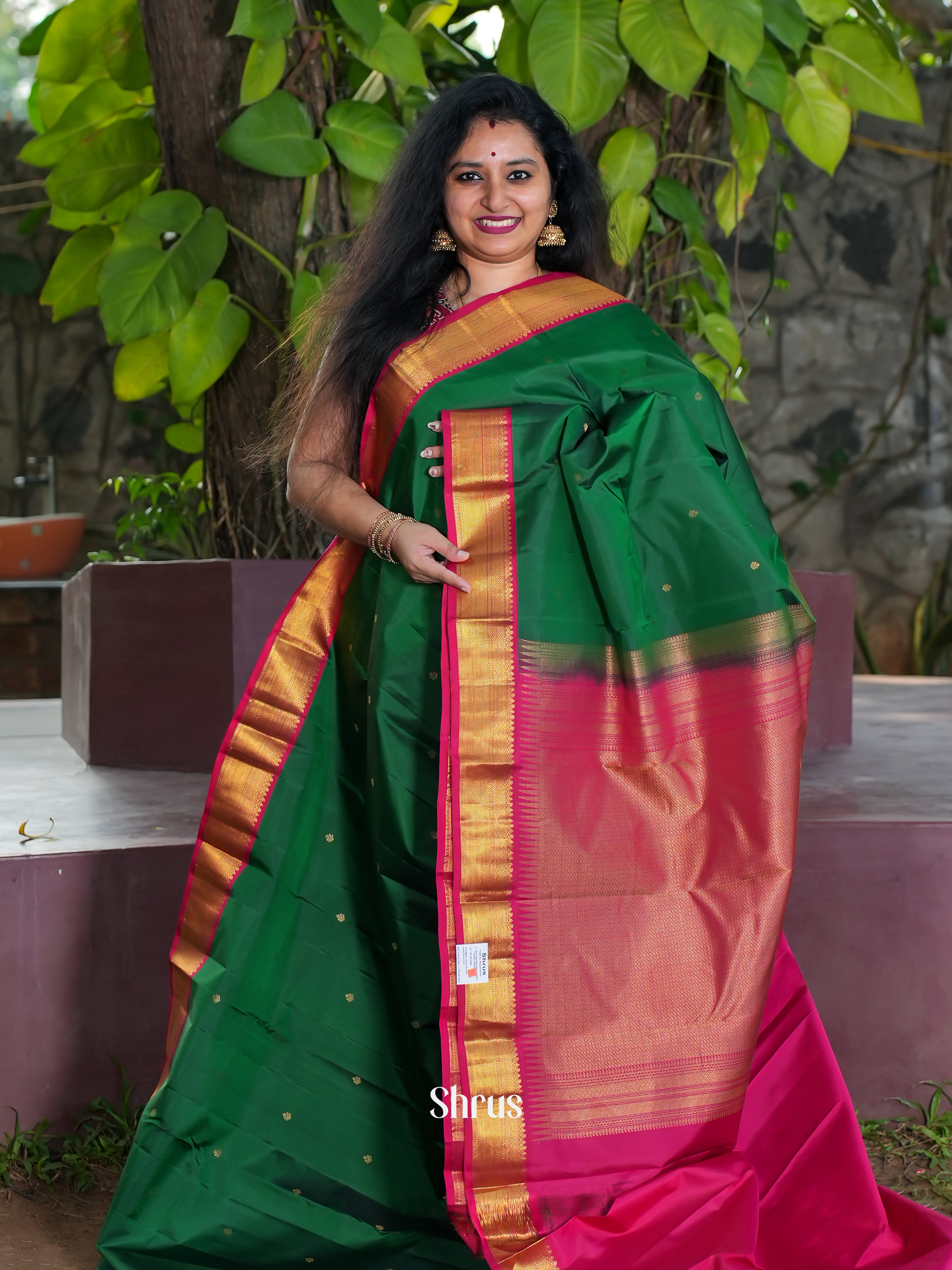 CES31582 - Kanchipuram silk Saree