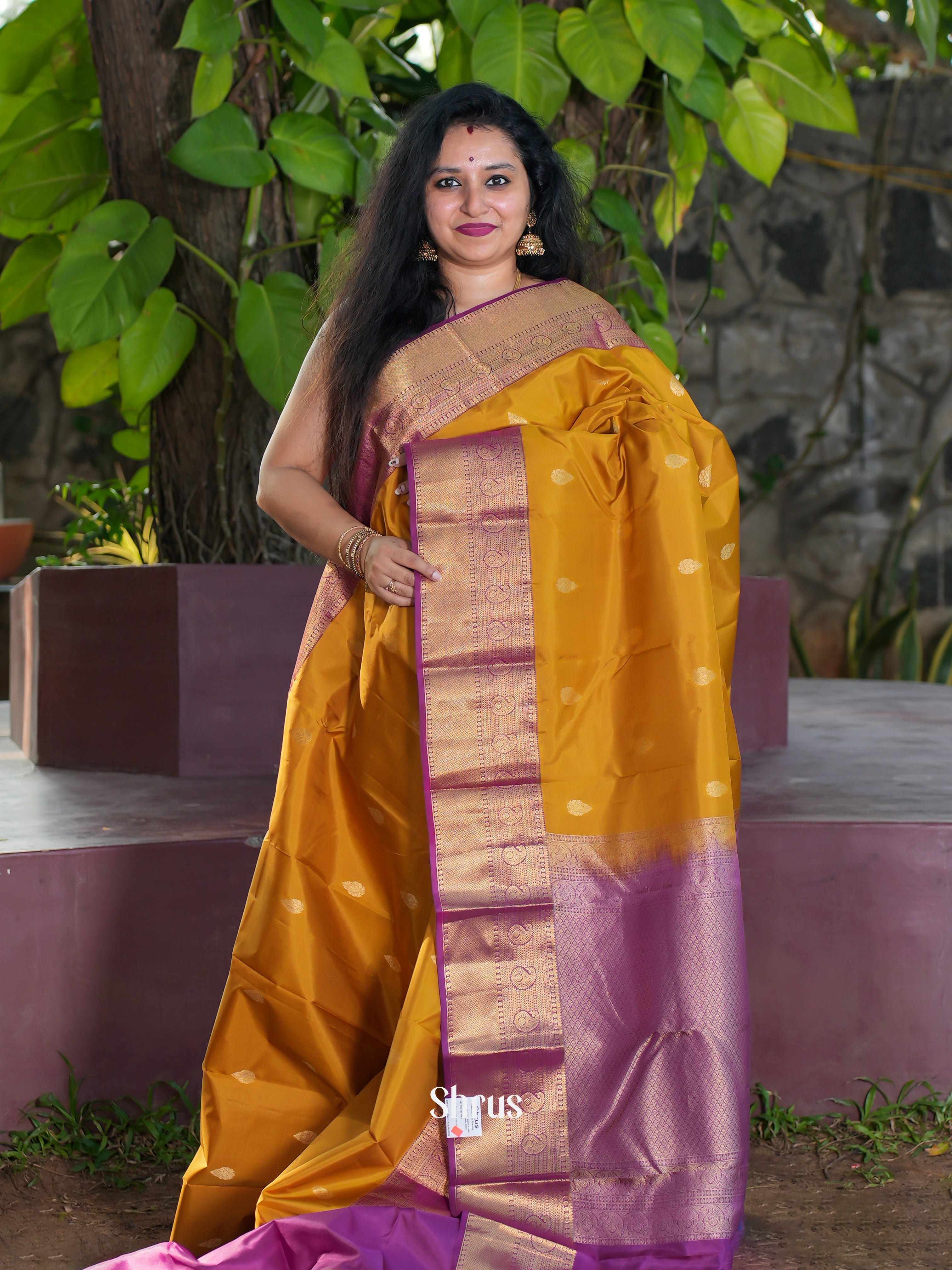 Mustard & Majenta Pink - Kanchipuram silk