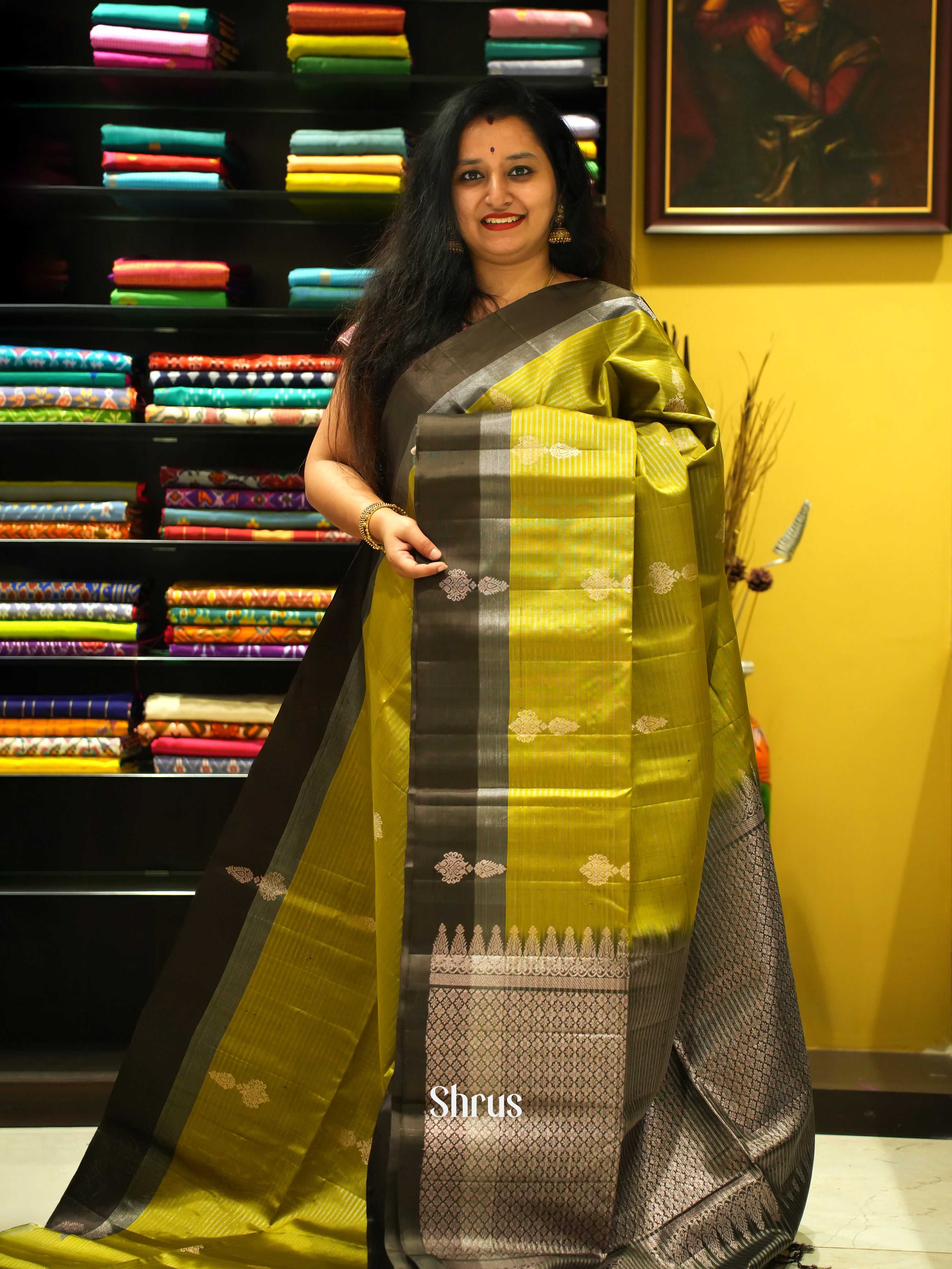 Mathulir Green & Green - Soft Silk Saree