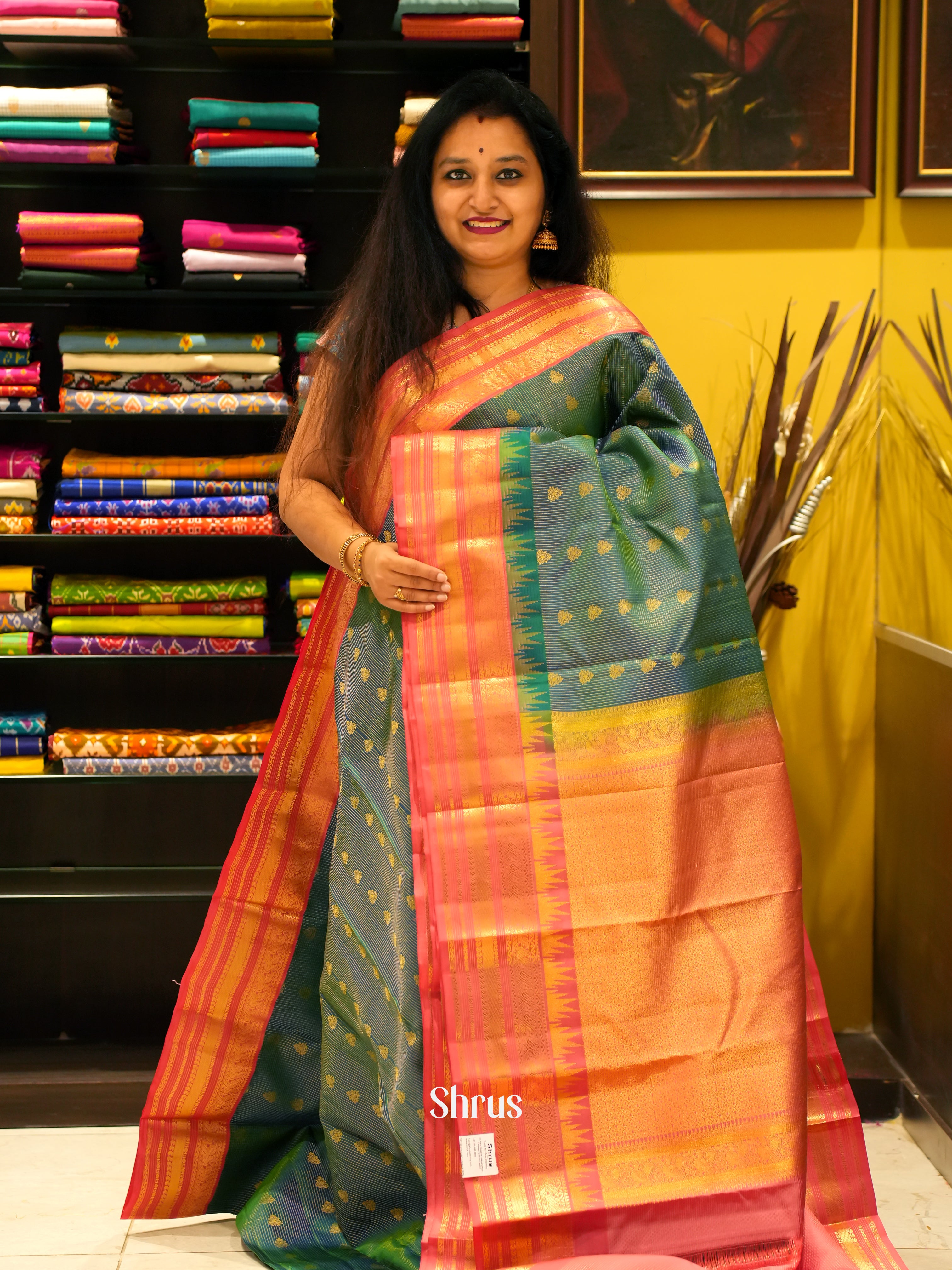 Green & Orangish Pink - Korvai Kanchipuram silk Saree