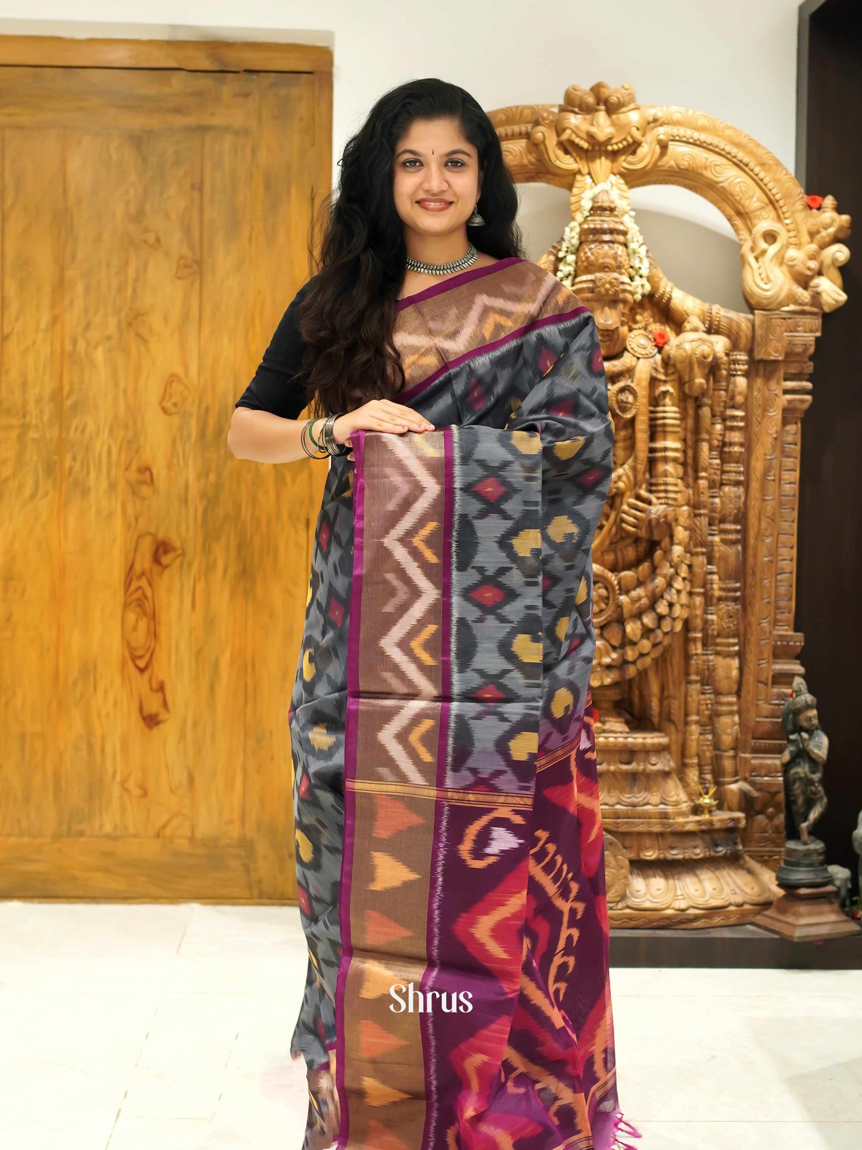 Grey & Majenta - Pochampally sico Saree