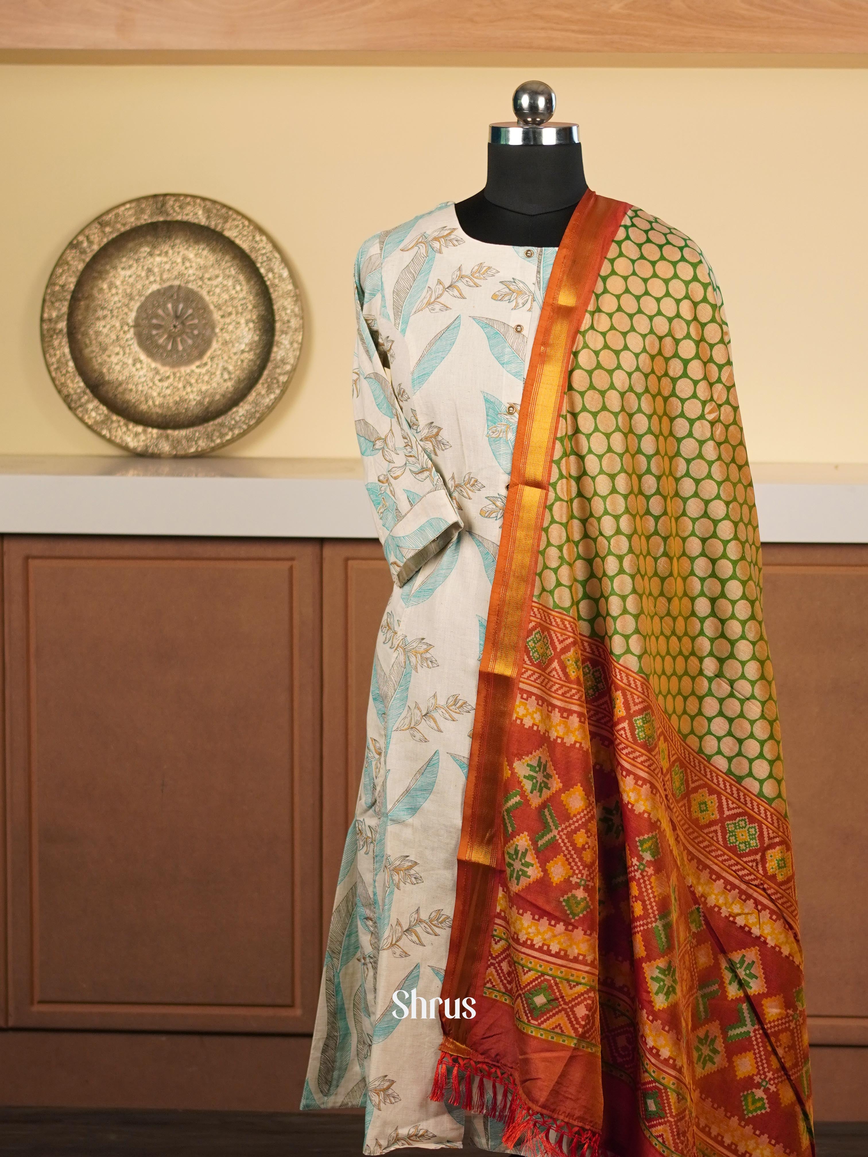 Green & Brown - Dupatta