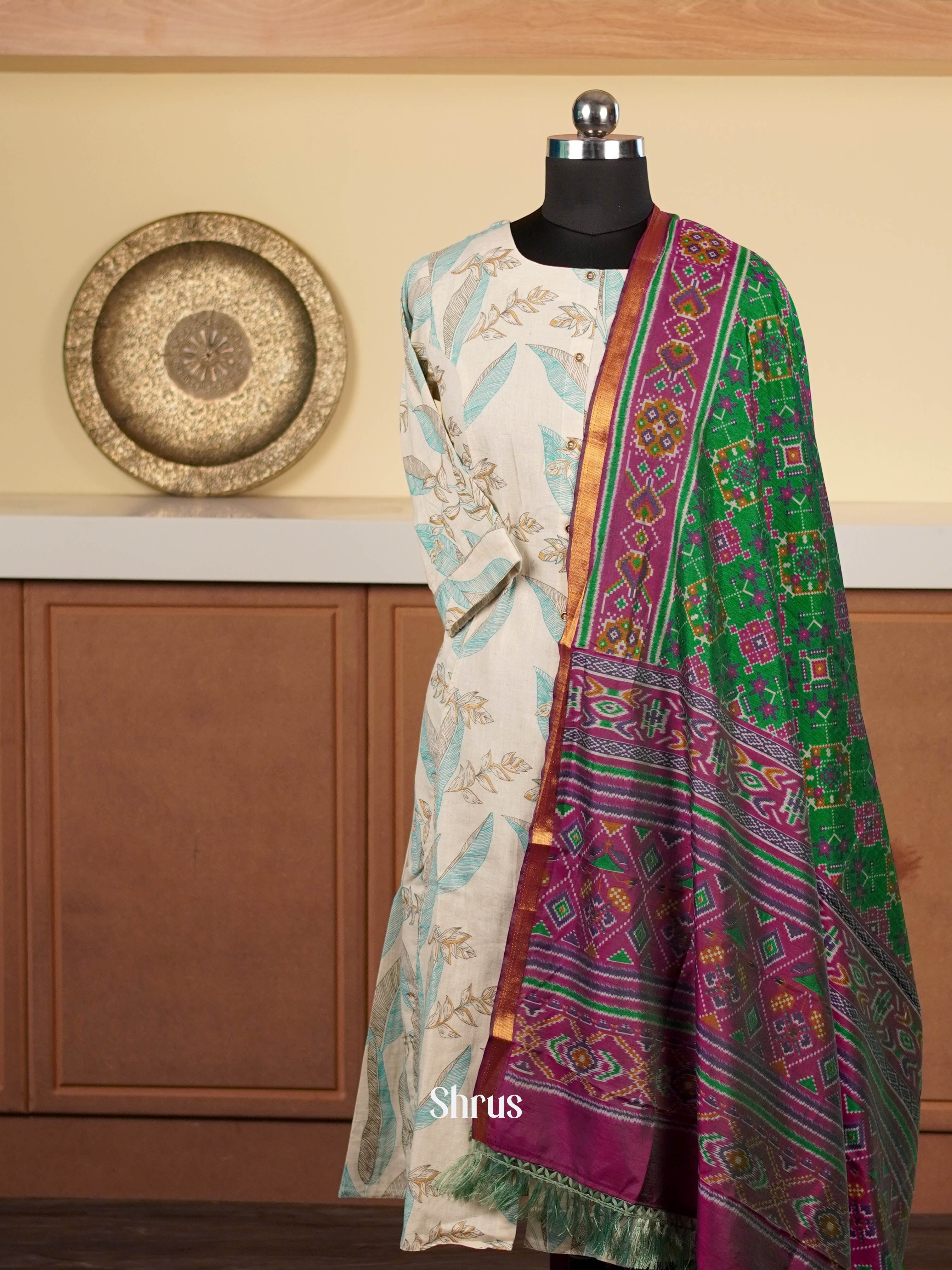 Green & Majenta - Dupatta