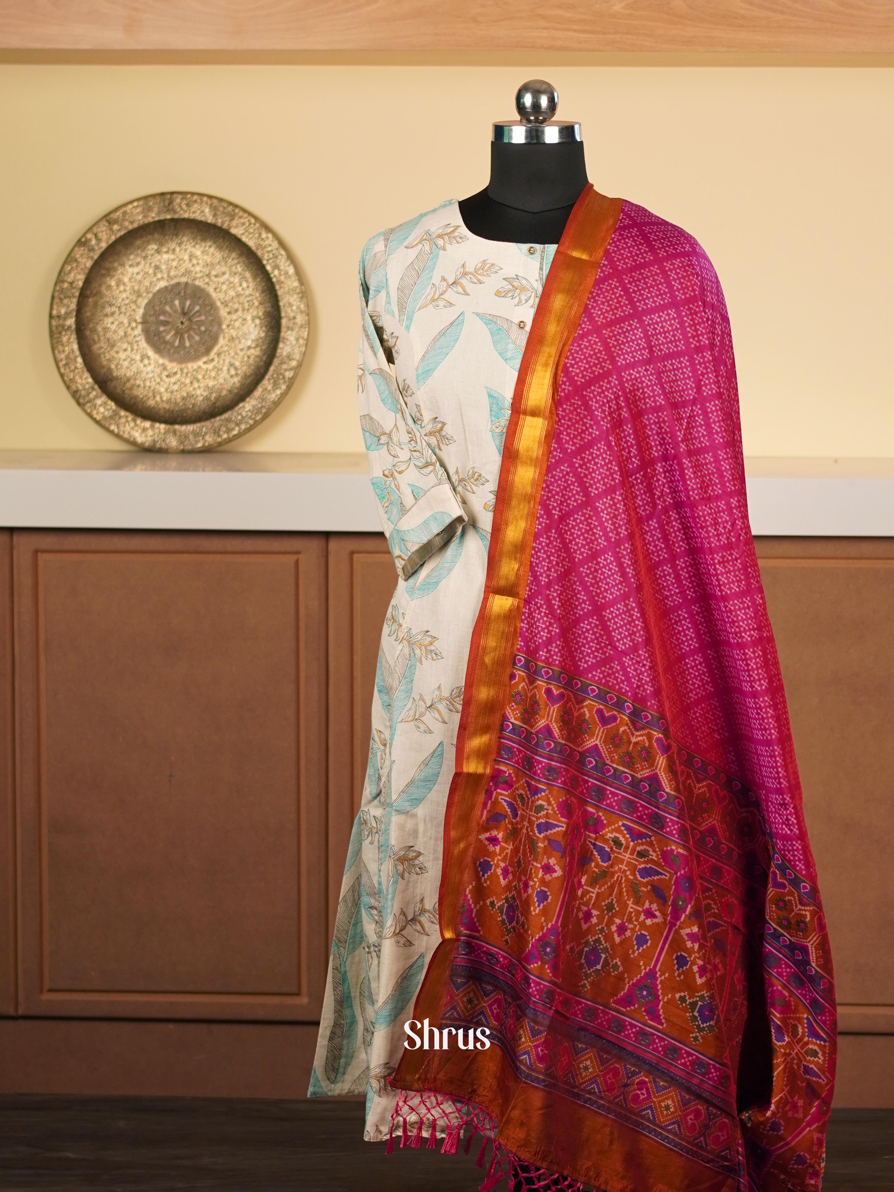 Pink & Brown  - Dupatta