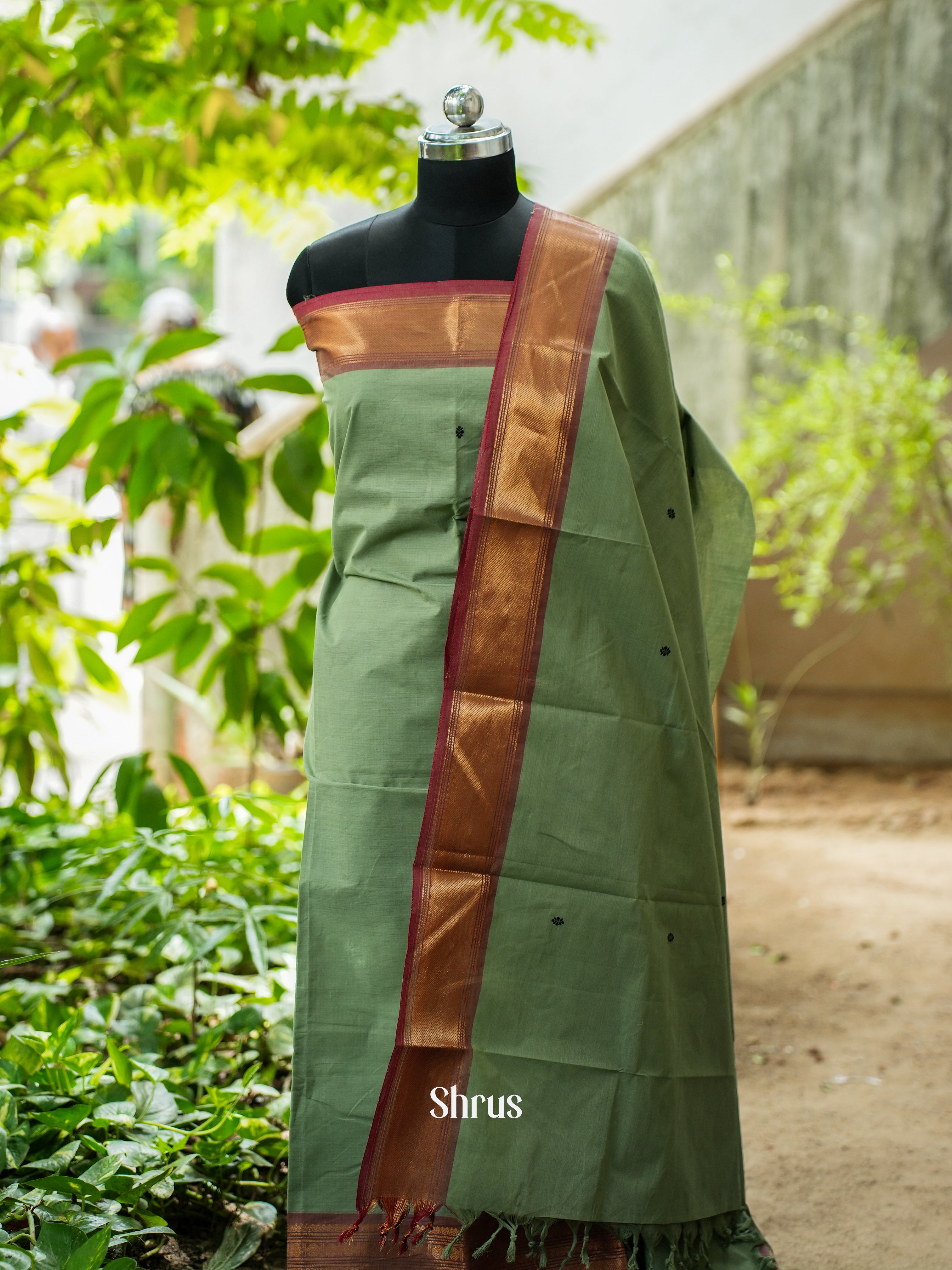 Green & Brown - Chettinad Top & Dupatta