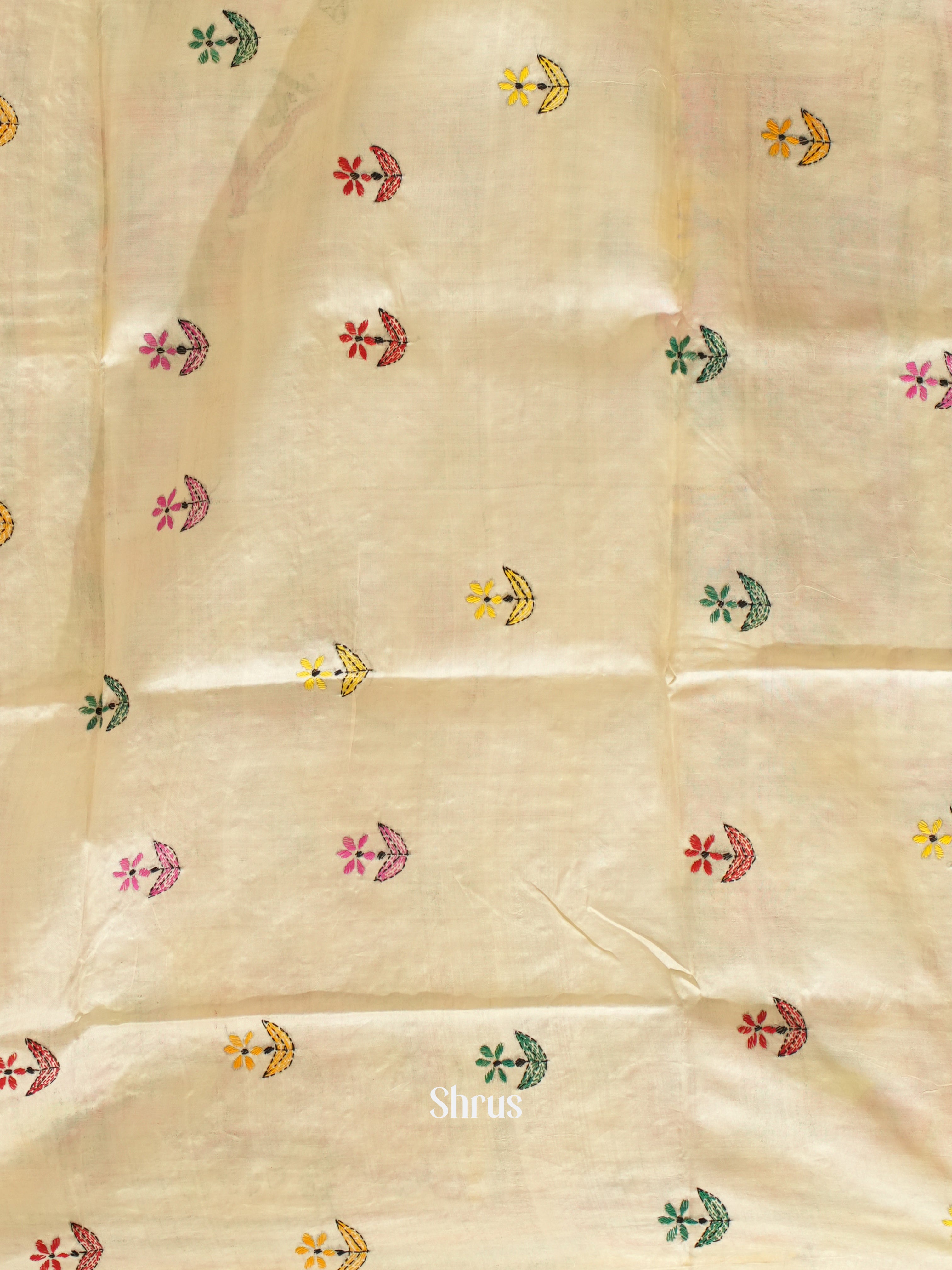 Cream (Single Tone) - Tussar Saree with Kantha Stitch