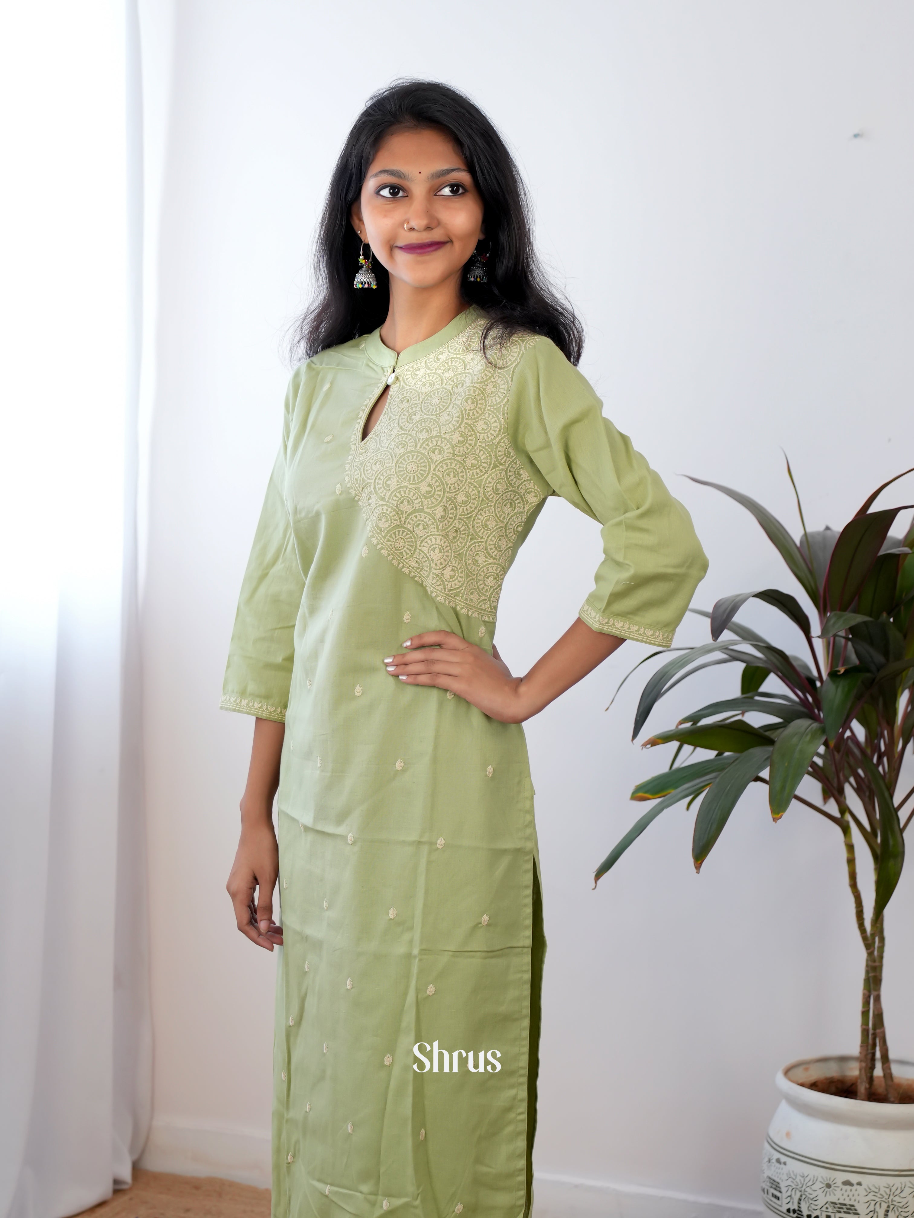 Green -2pc embroidery  Readymade Suits