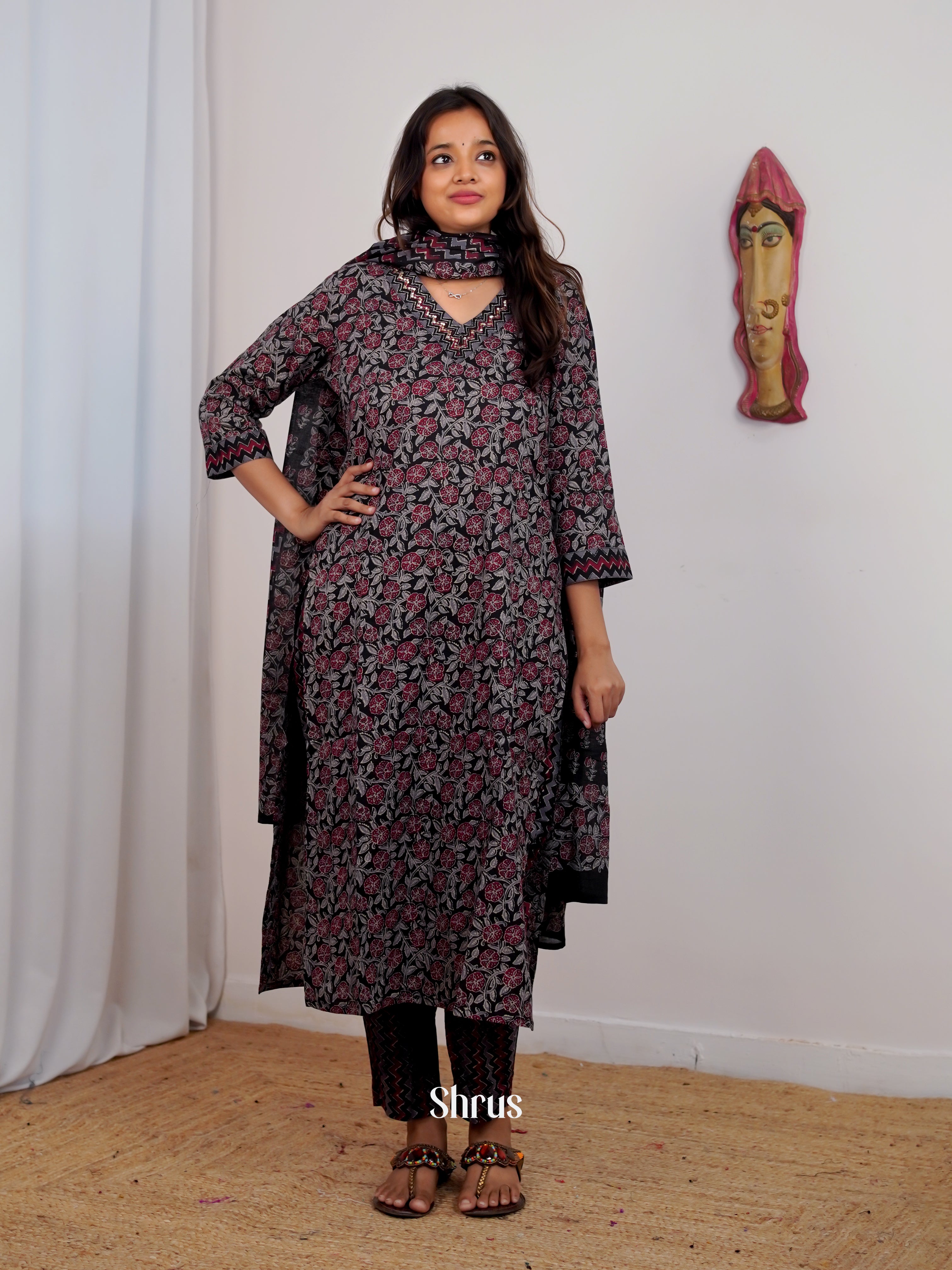 Black & Grey-  3pc Printed Readymade Suits