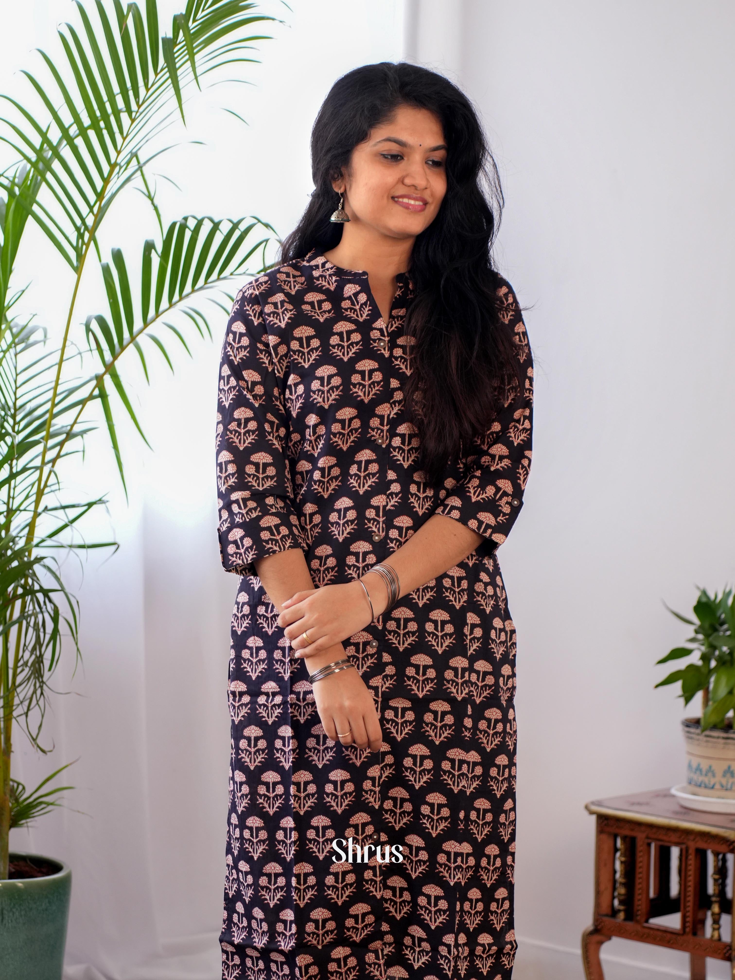 Black  - Readymade kurti