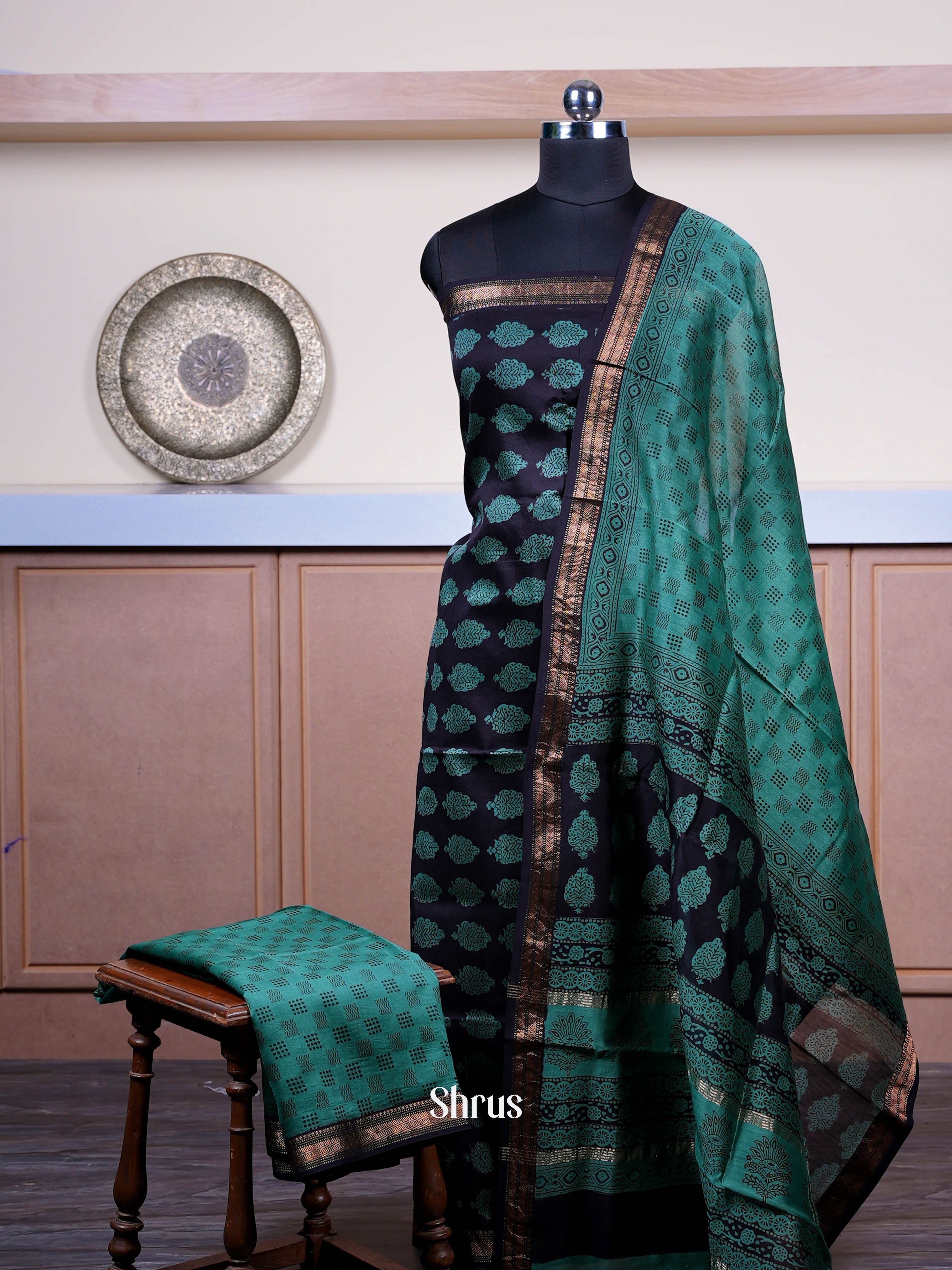 Black & Green  - Maheshwari silkcotton salwar