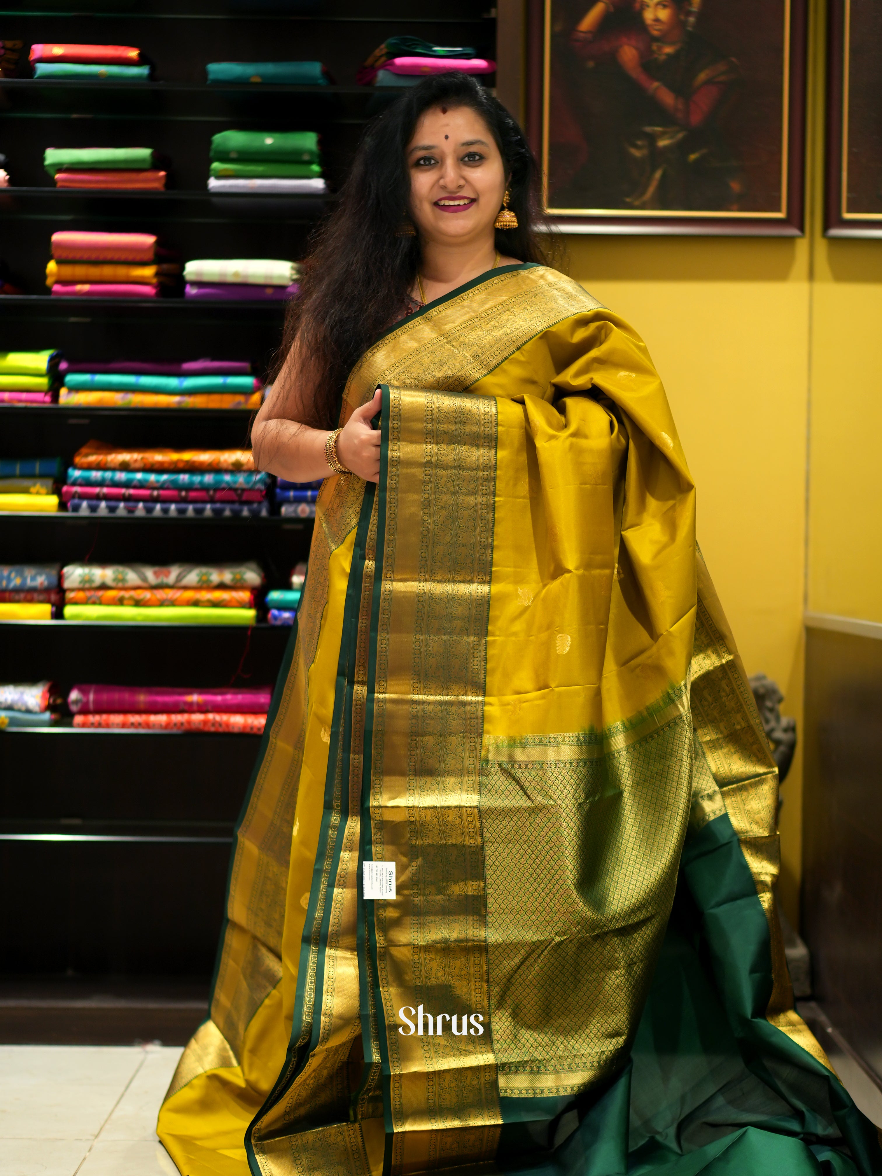 Mathulir Green & Green - Kanchipuram silk Saree