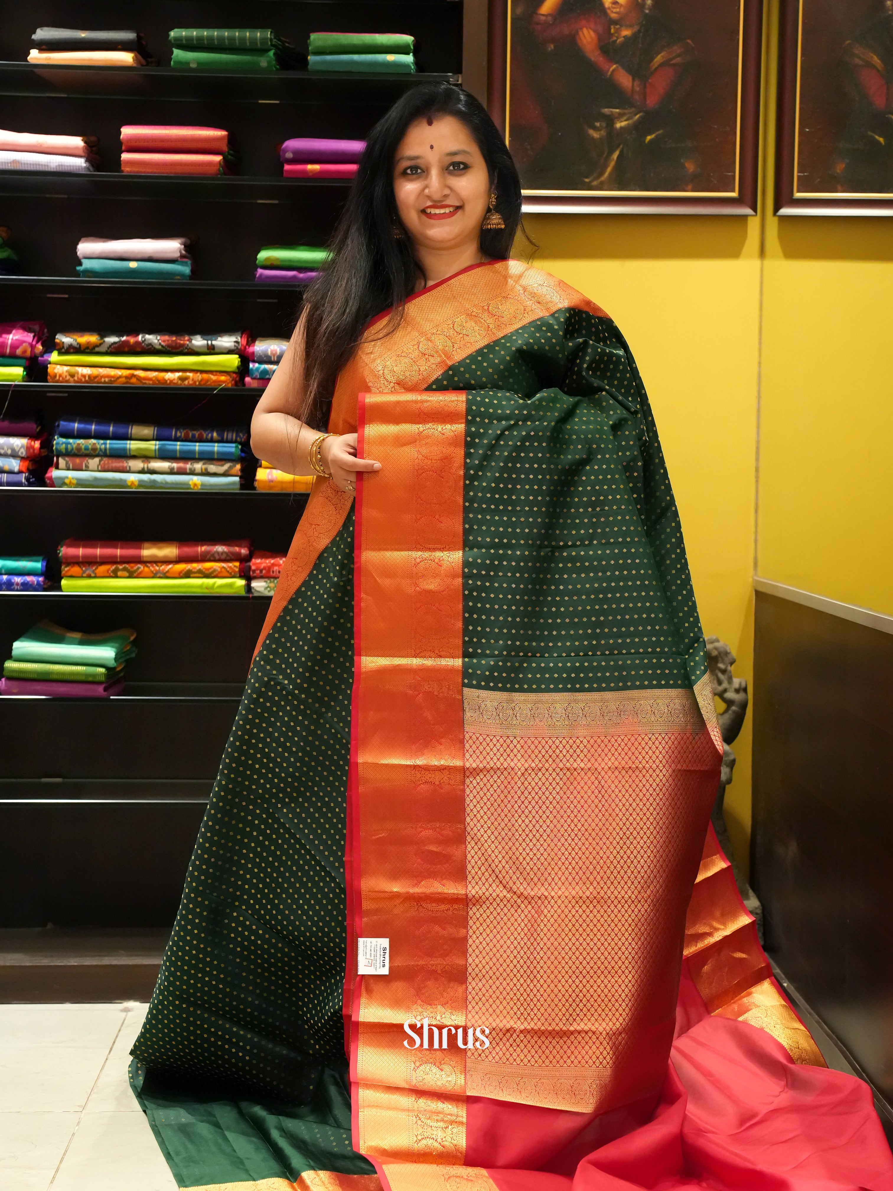 Green & Red - Kanchipuram silk Saree