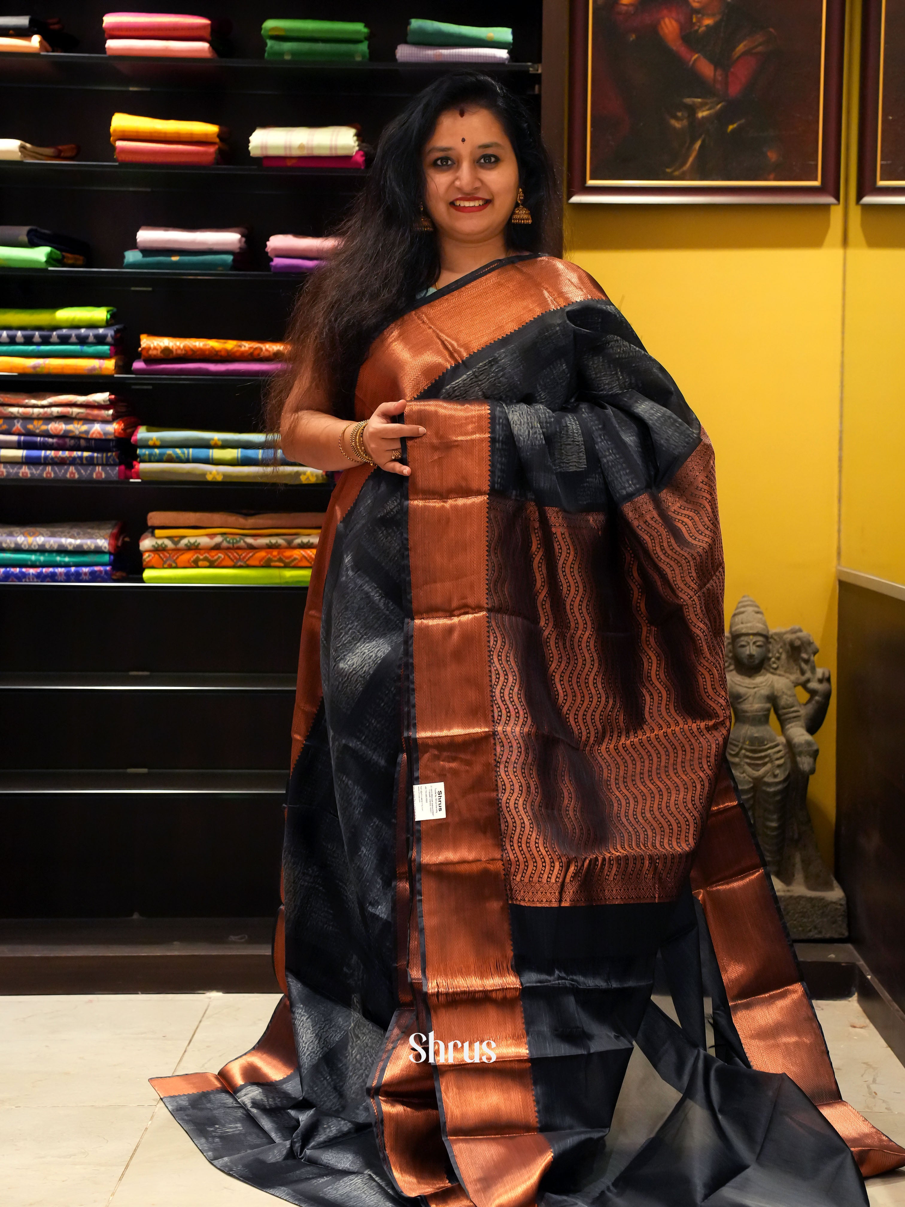 Black(single Tone) - Kanchipuram-halfpure  Saree