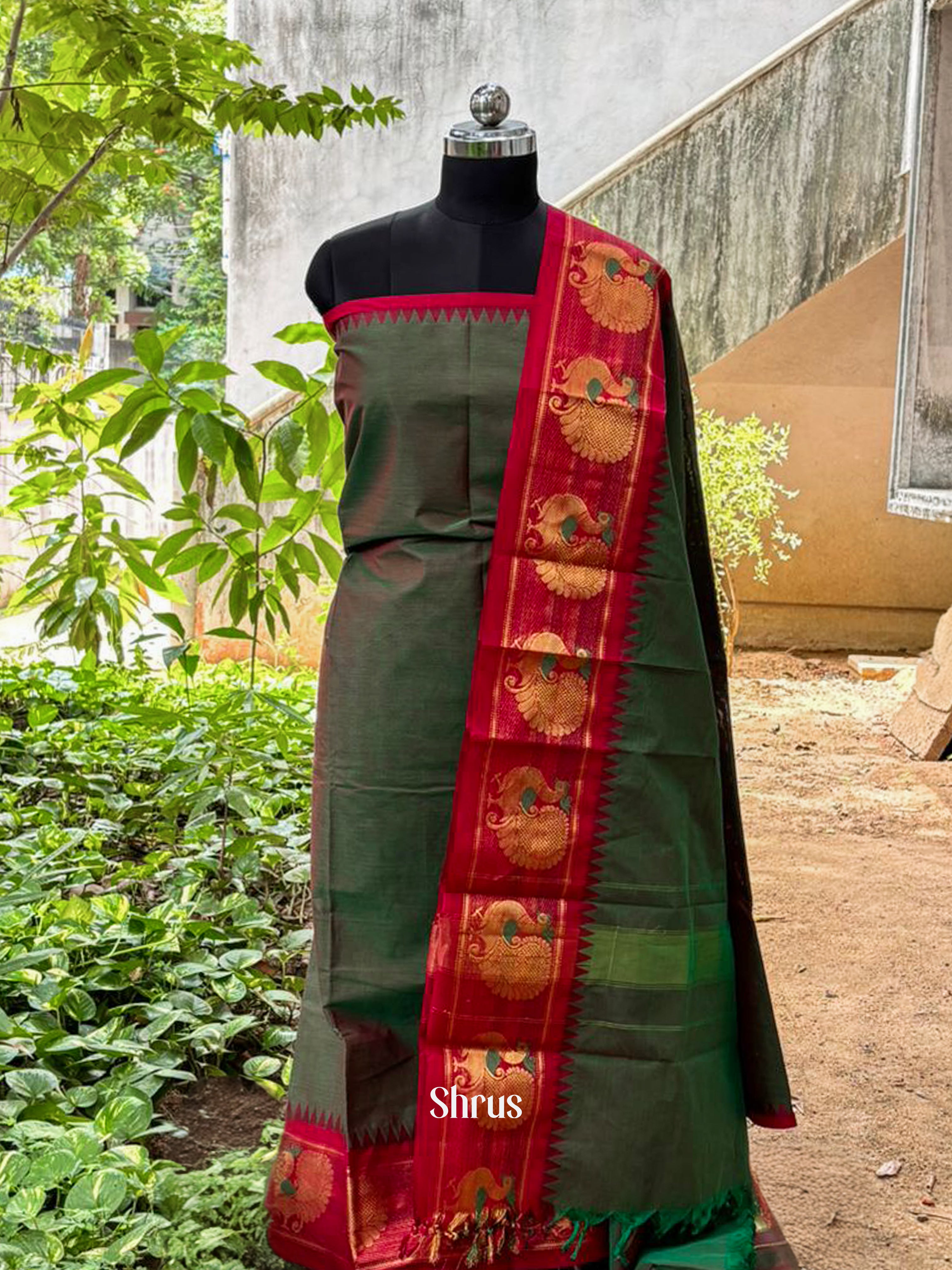 Green & Red - chettinad top & dupatta