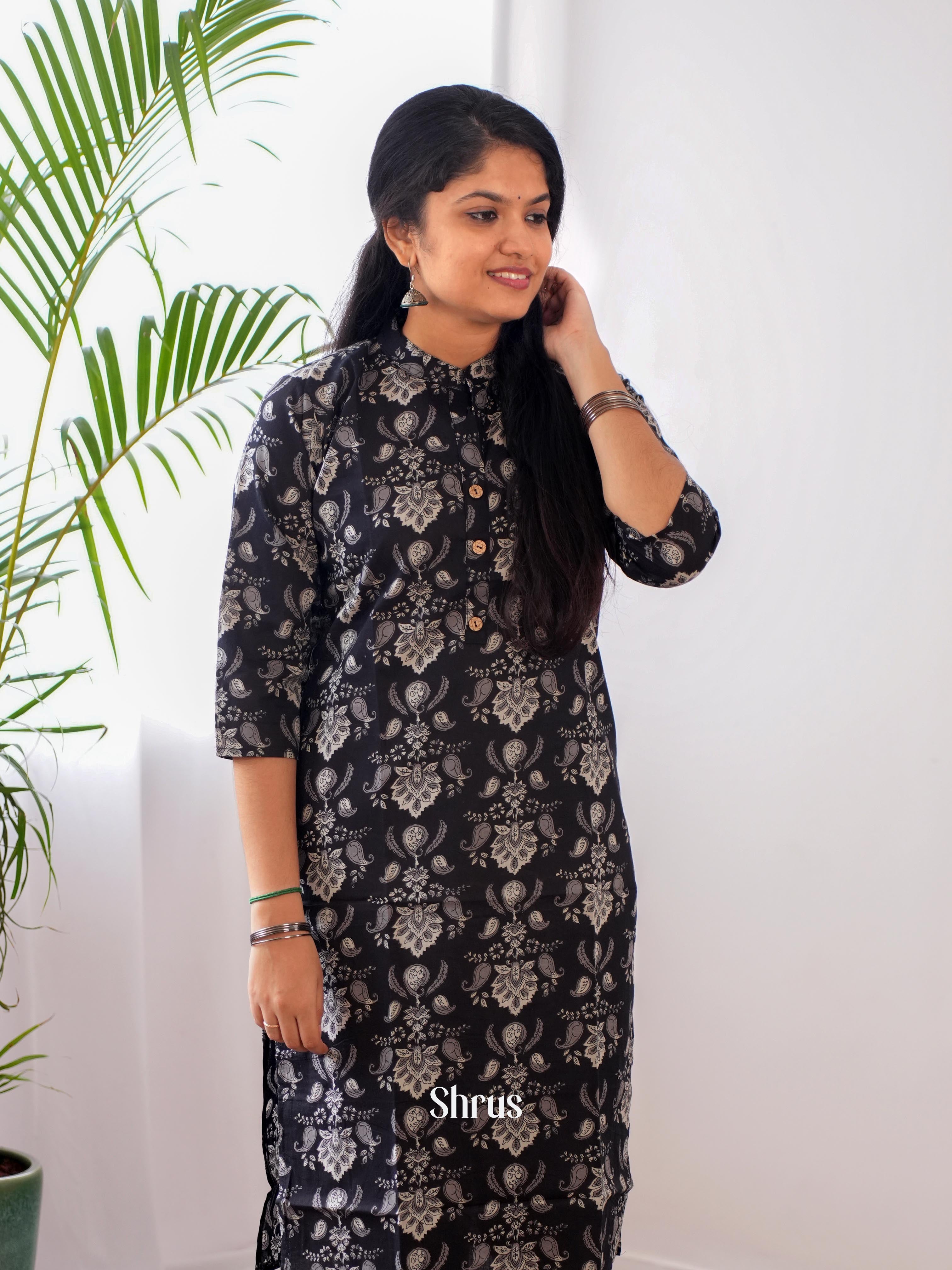 Black - Readymade kurti