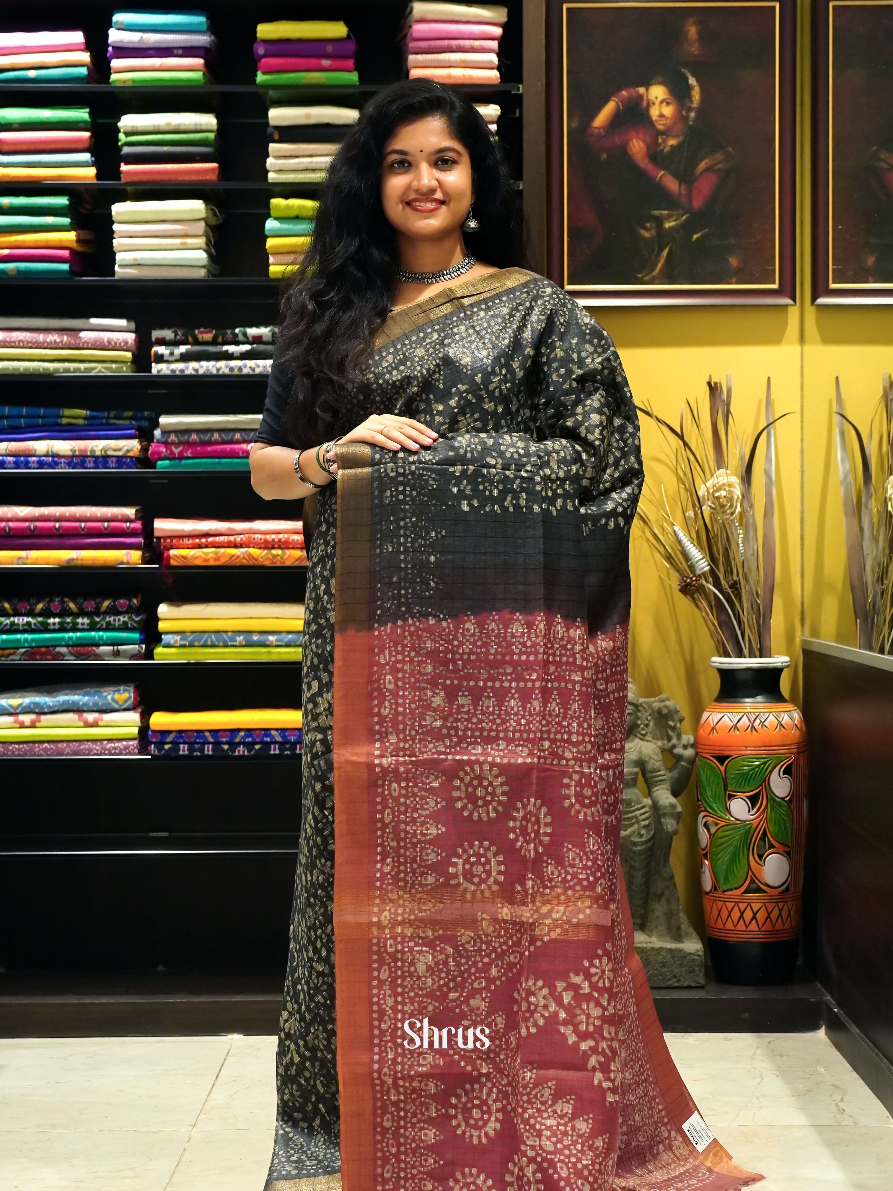 Black & Red -  Bhatik Saree