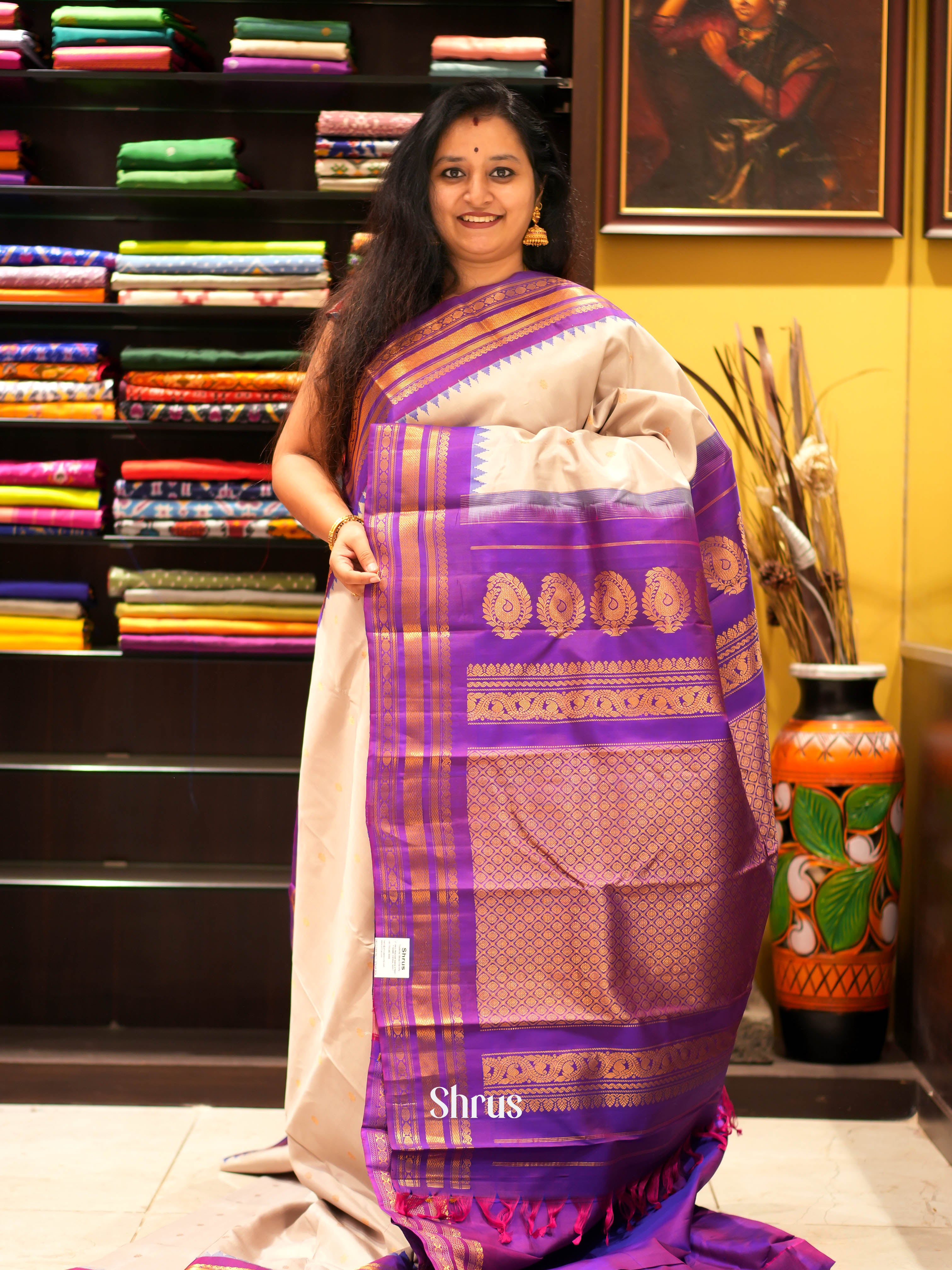 Cream & Purple - Gadwal Silk Saree