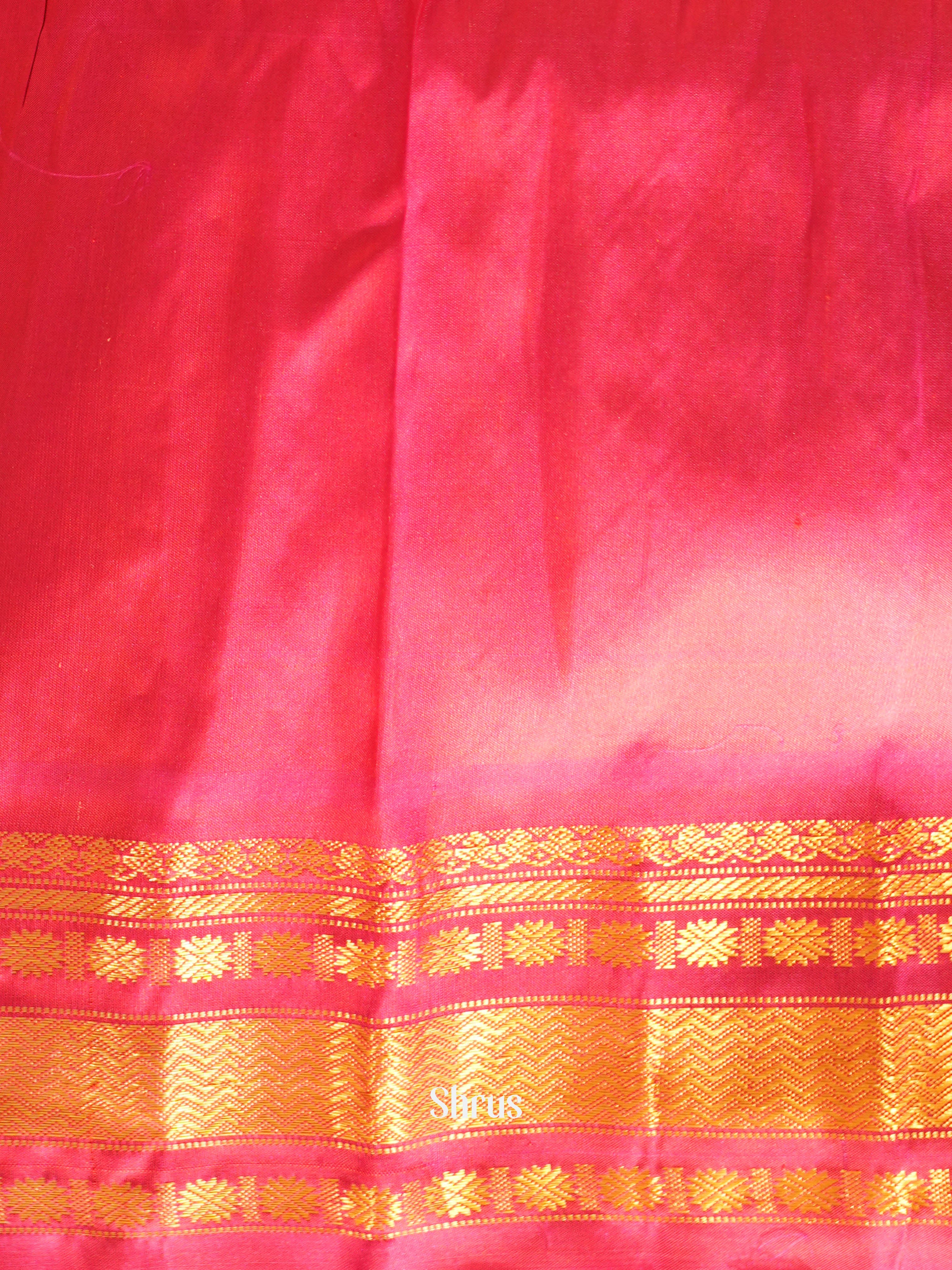 Green & Red - Gadwal Silk Saree