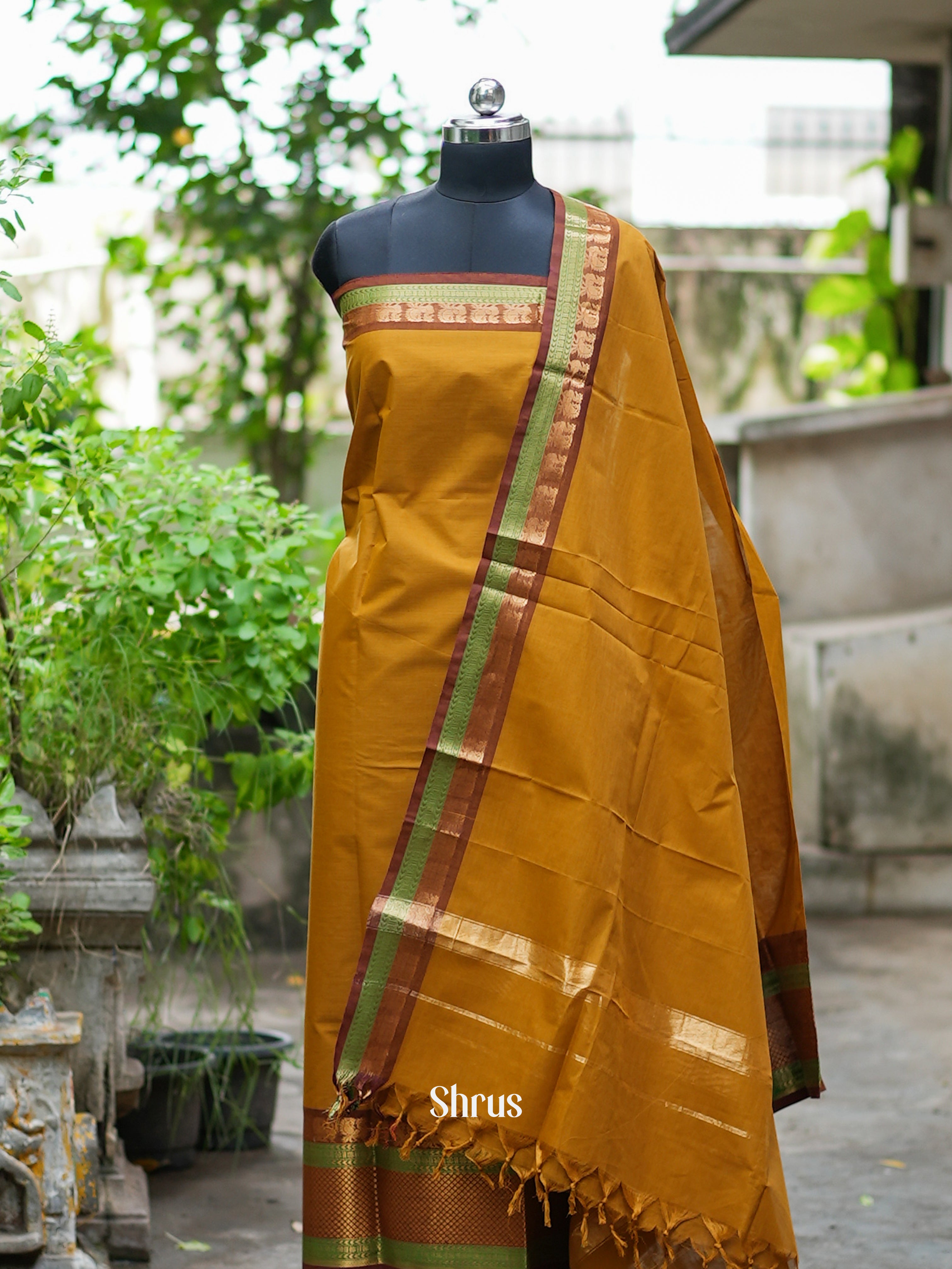 Mustard & Brown - chettinad top & dupatta combo