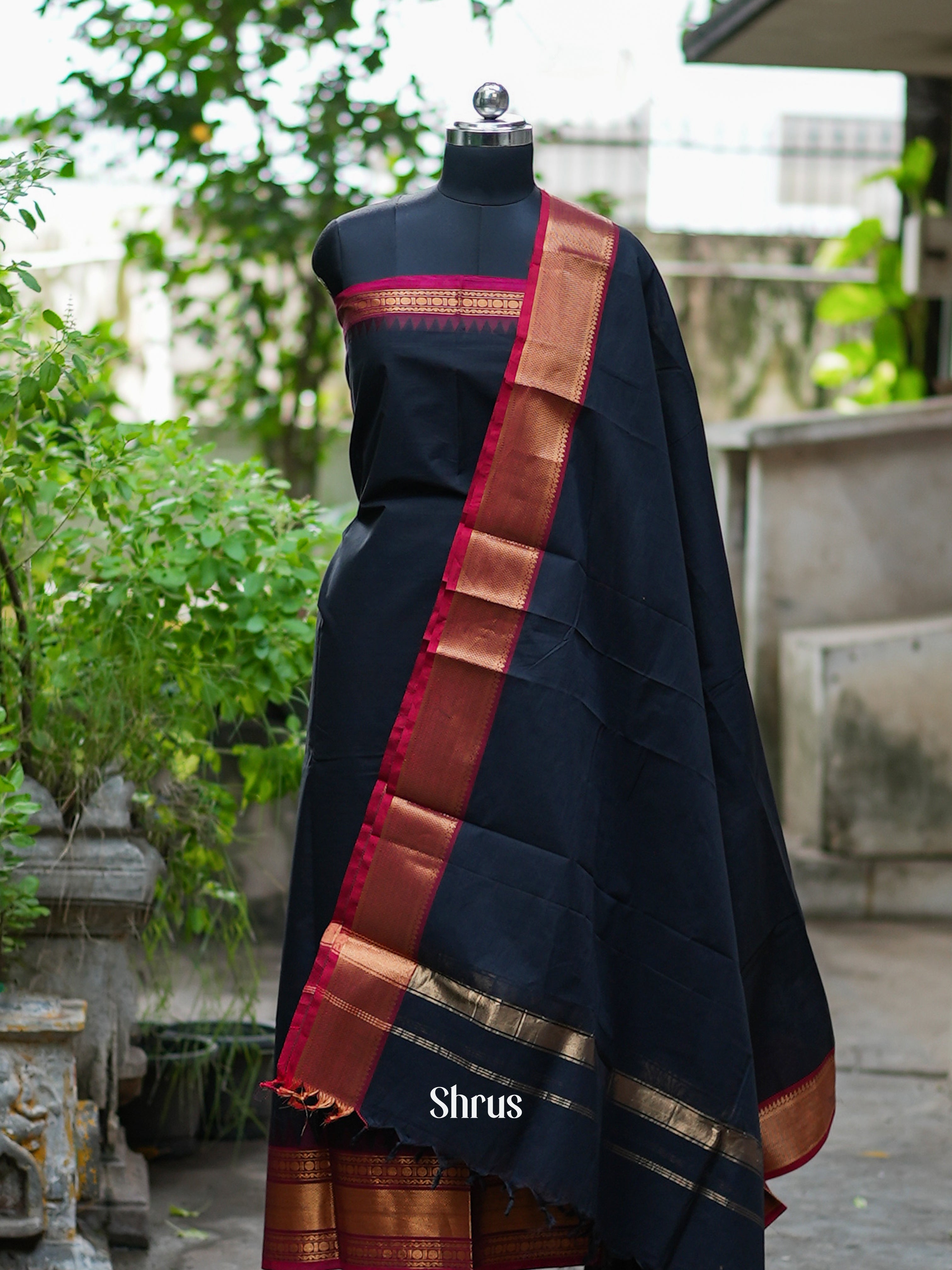 Black & Maroon - Chettinad top & dupatta combo