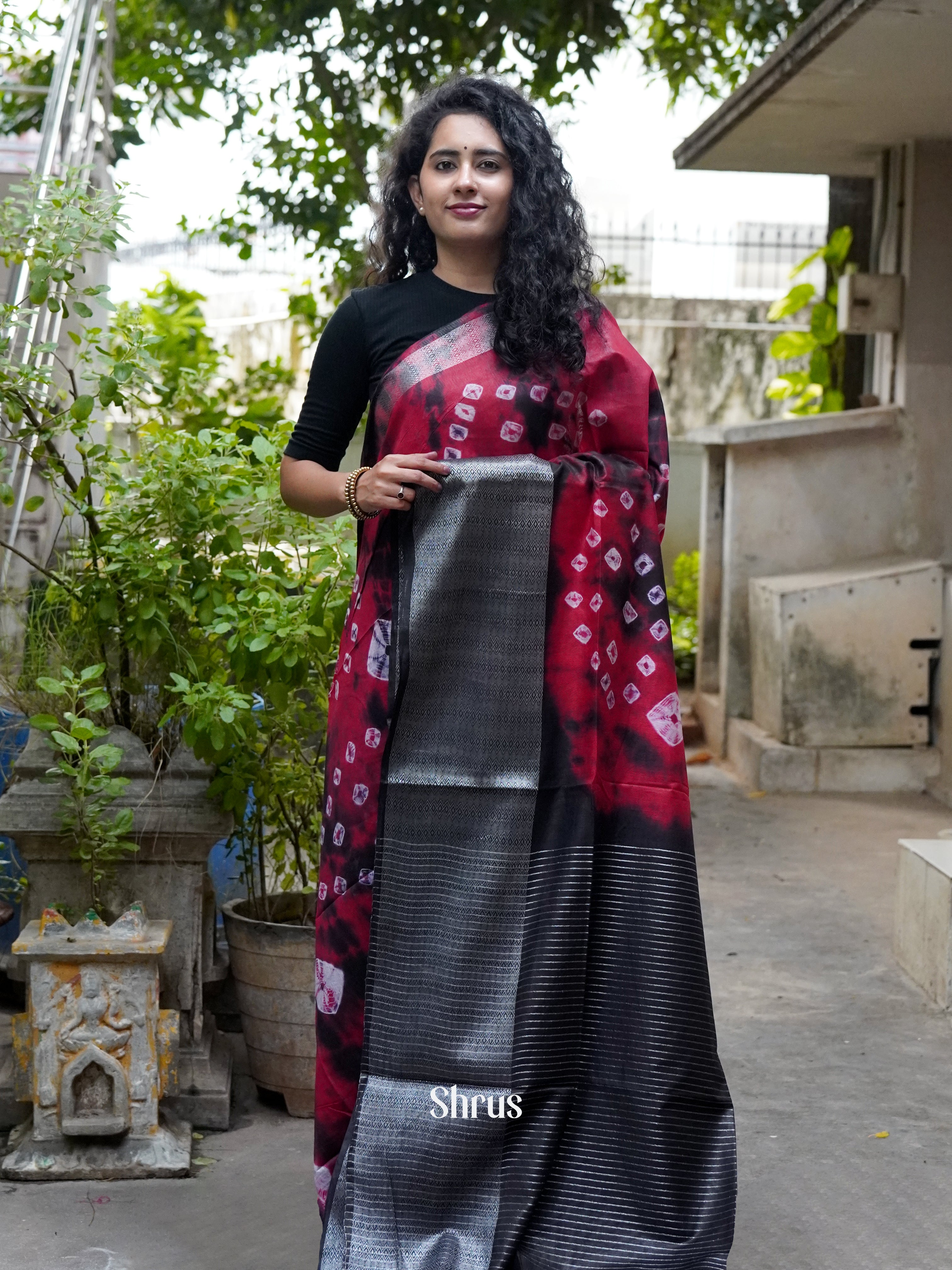 CGS31101 - Shibori Saree