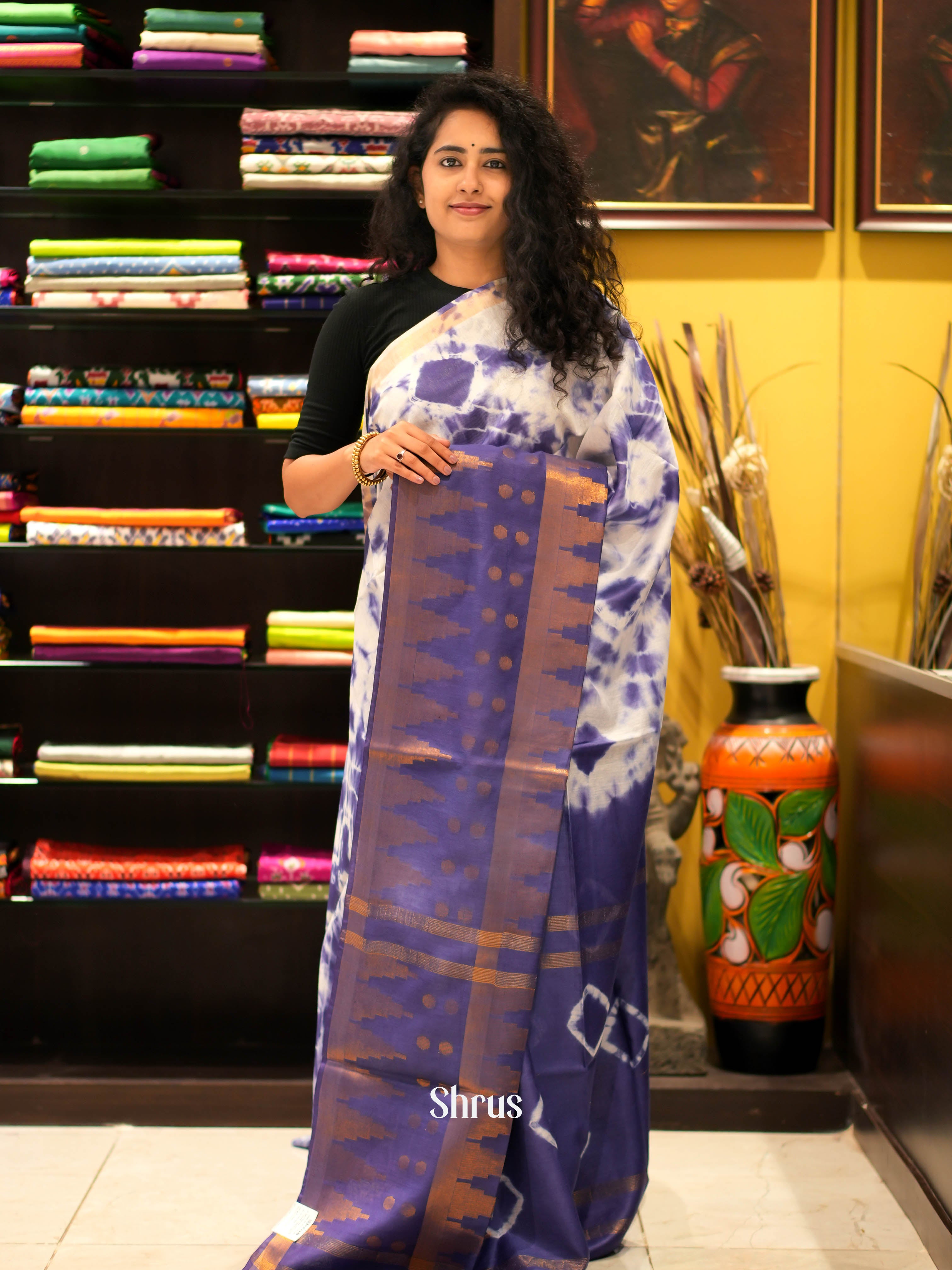 Cream & Violet - Shibori Saree