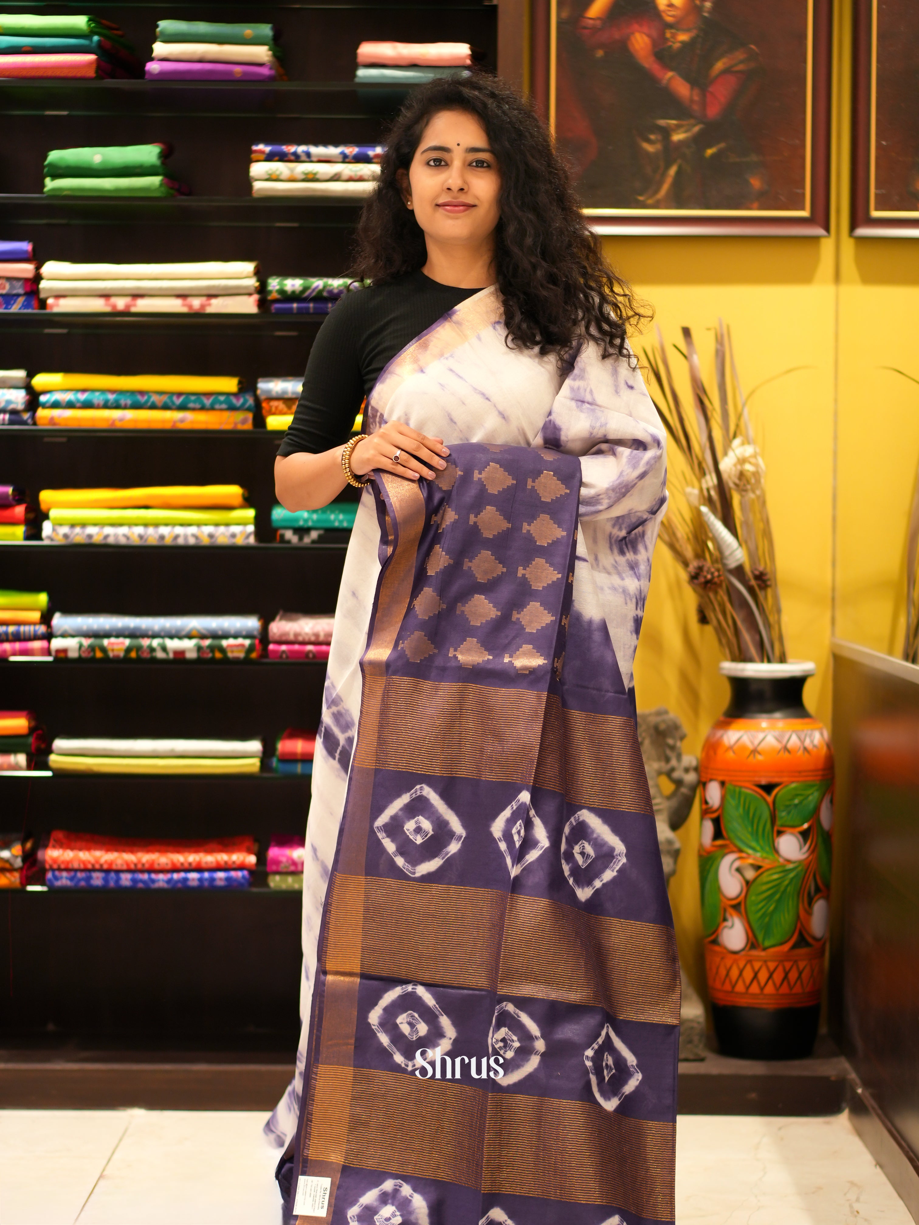 Cream & Violet  - Shibori Saree