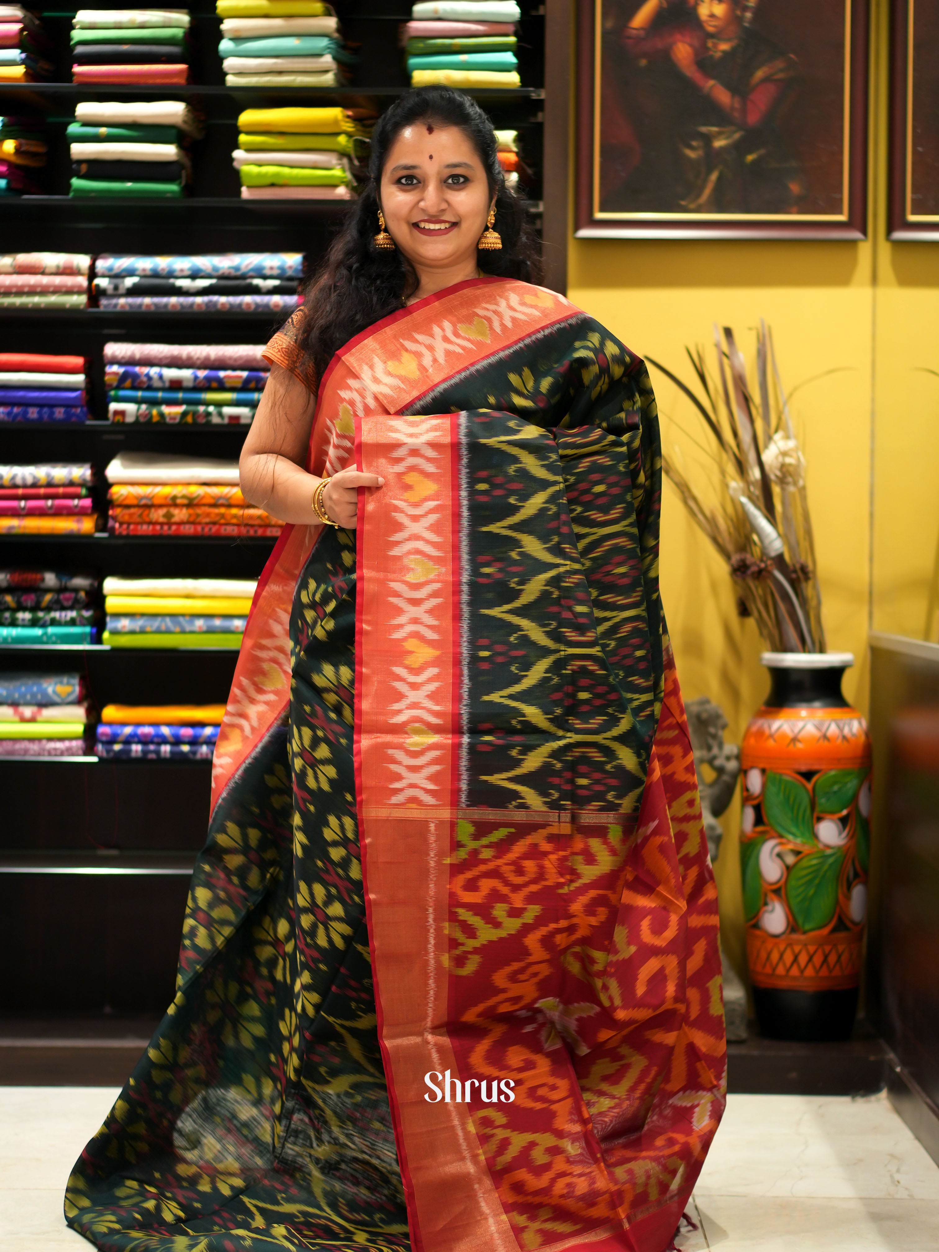 Dark Green & Red - Pochampally sico saree