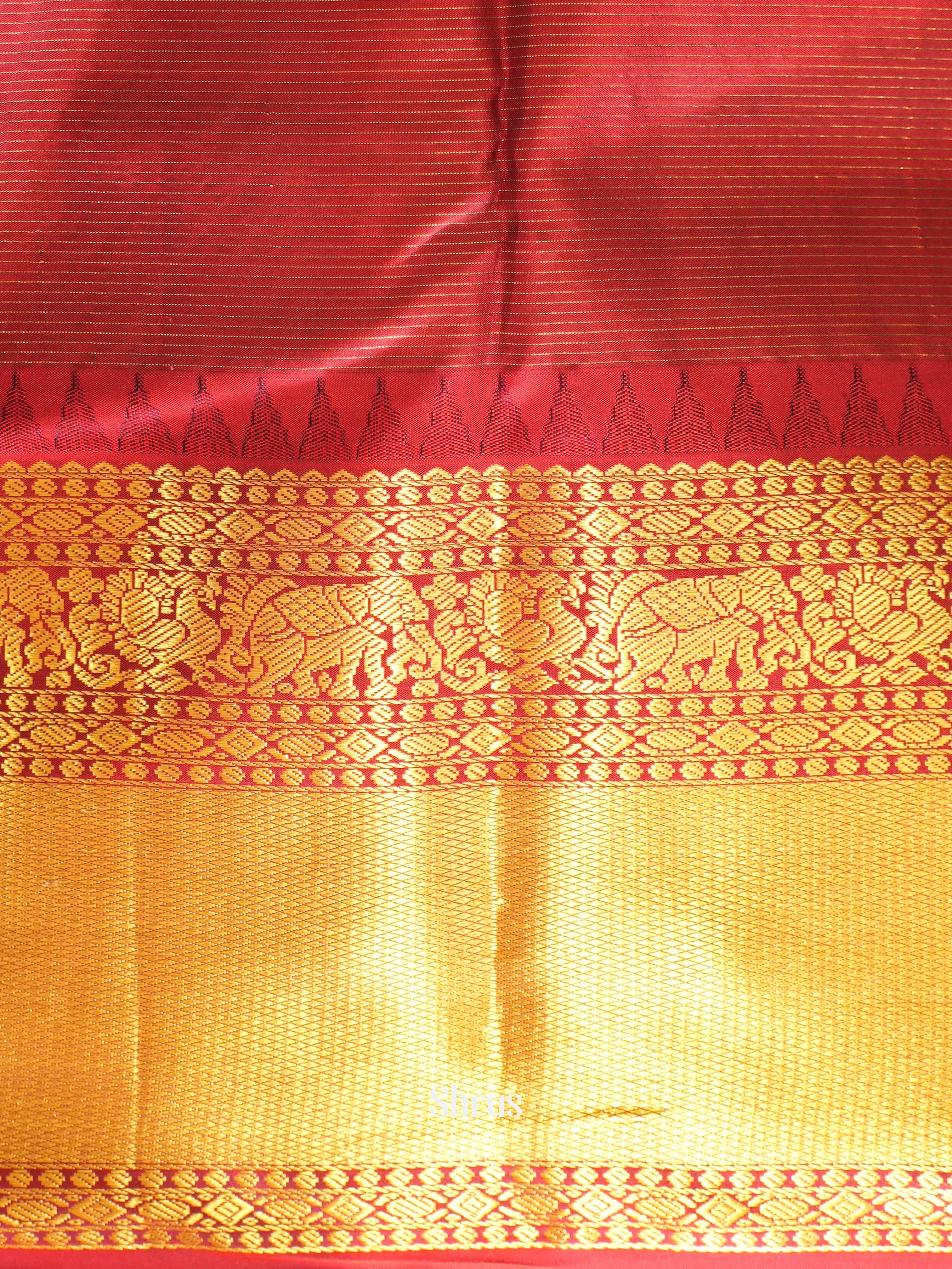 CHS01170 - Kanchipuram silk Saree