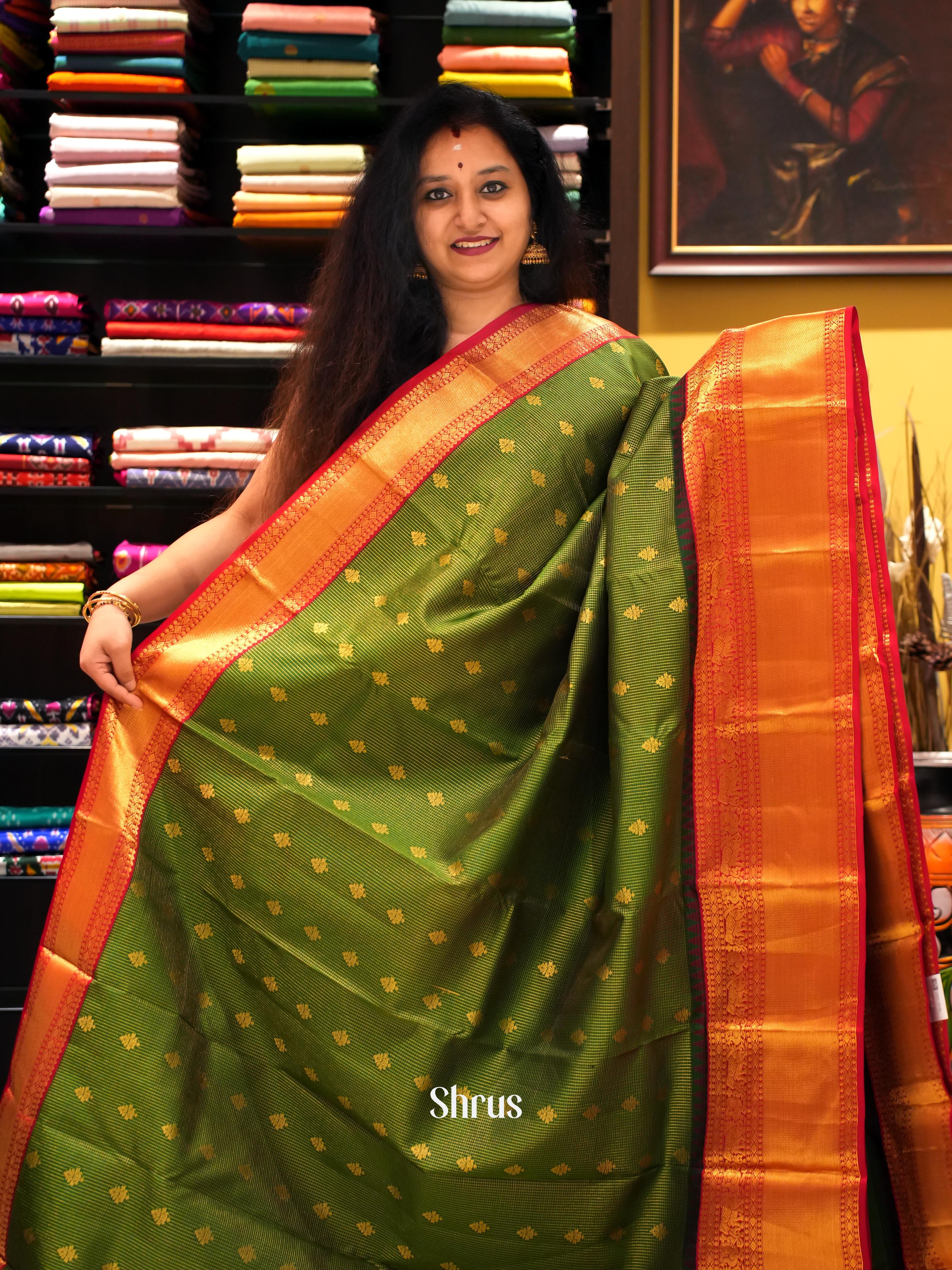 Green & Red - Kanchipuram silk Saree