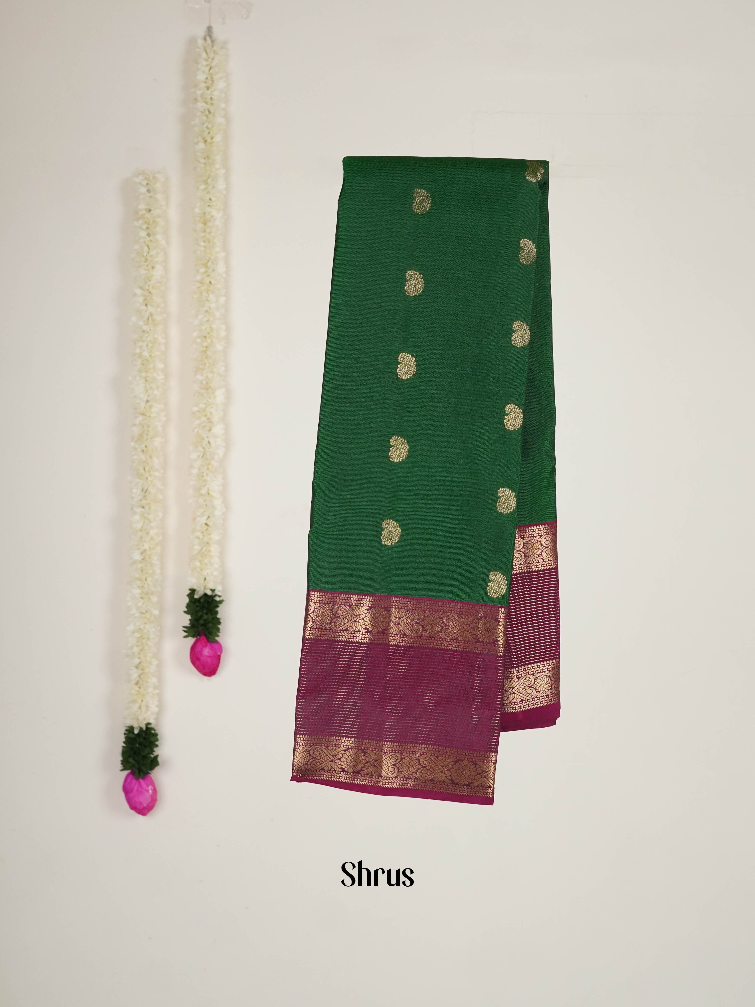 Bottle Green & Majenta - Kanchipuram silk Saree