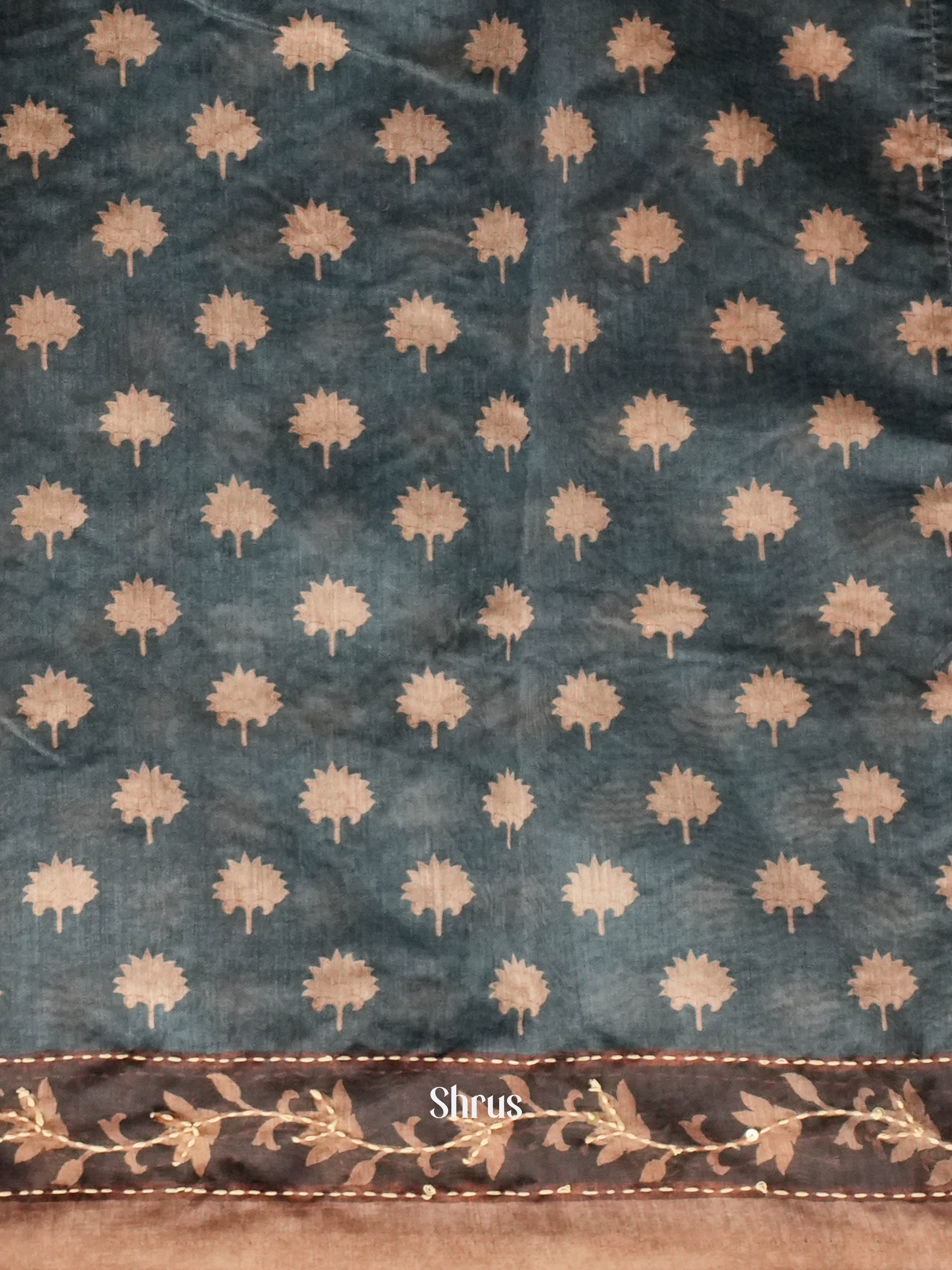 Grey& Brown - Semi Kantha Saree