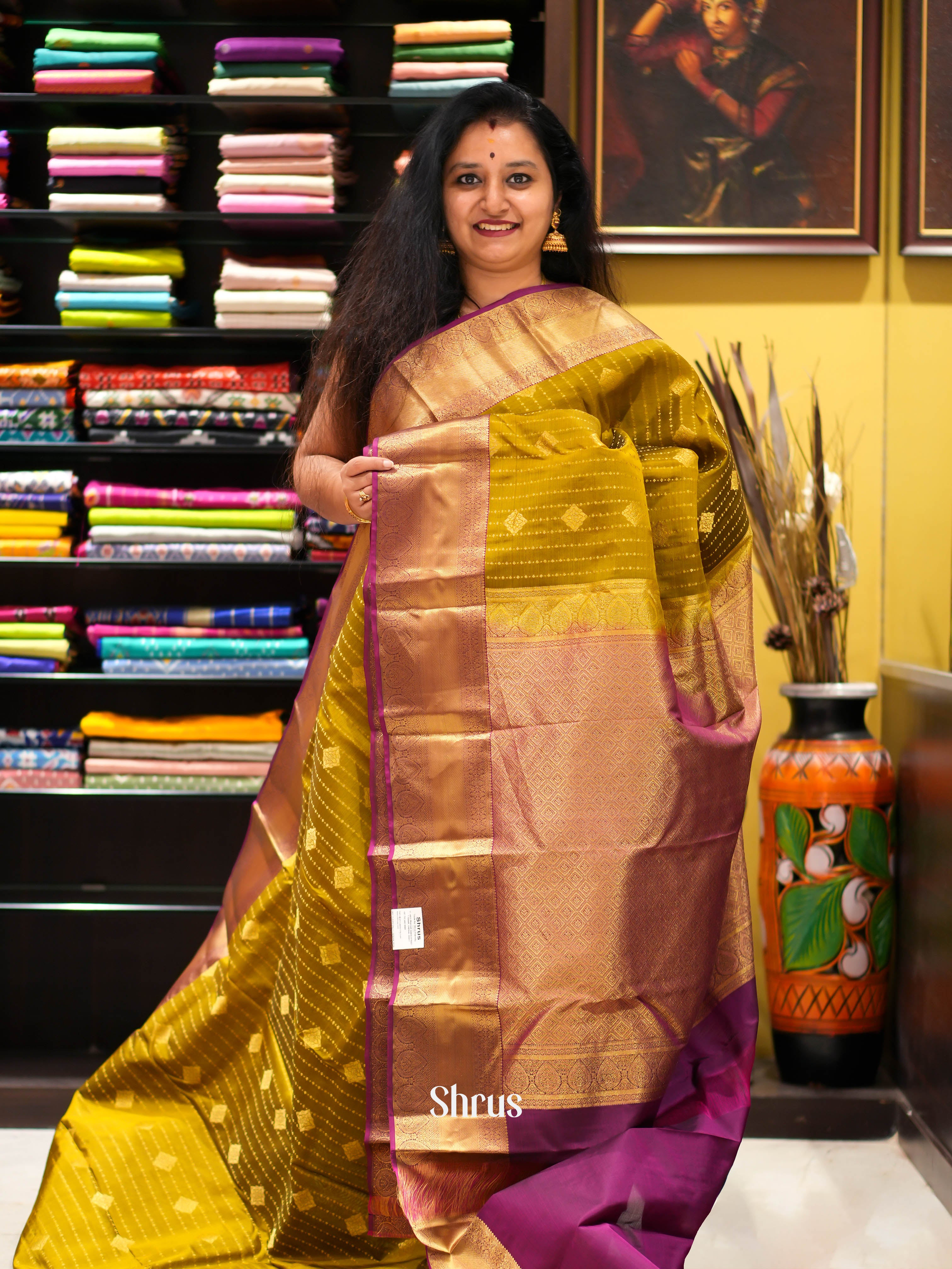 CHS05263 - Kanchipuram halfpure Saree