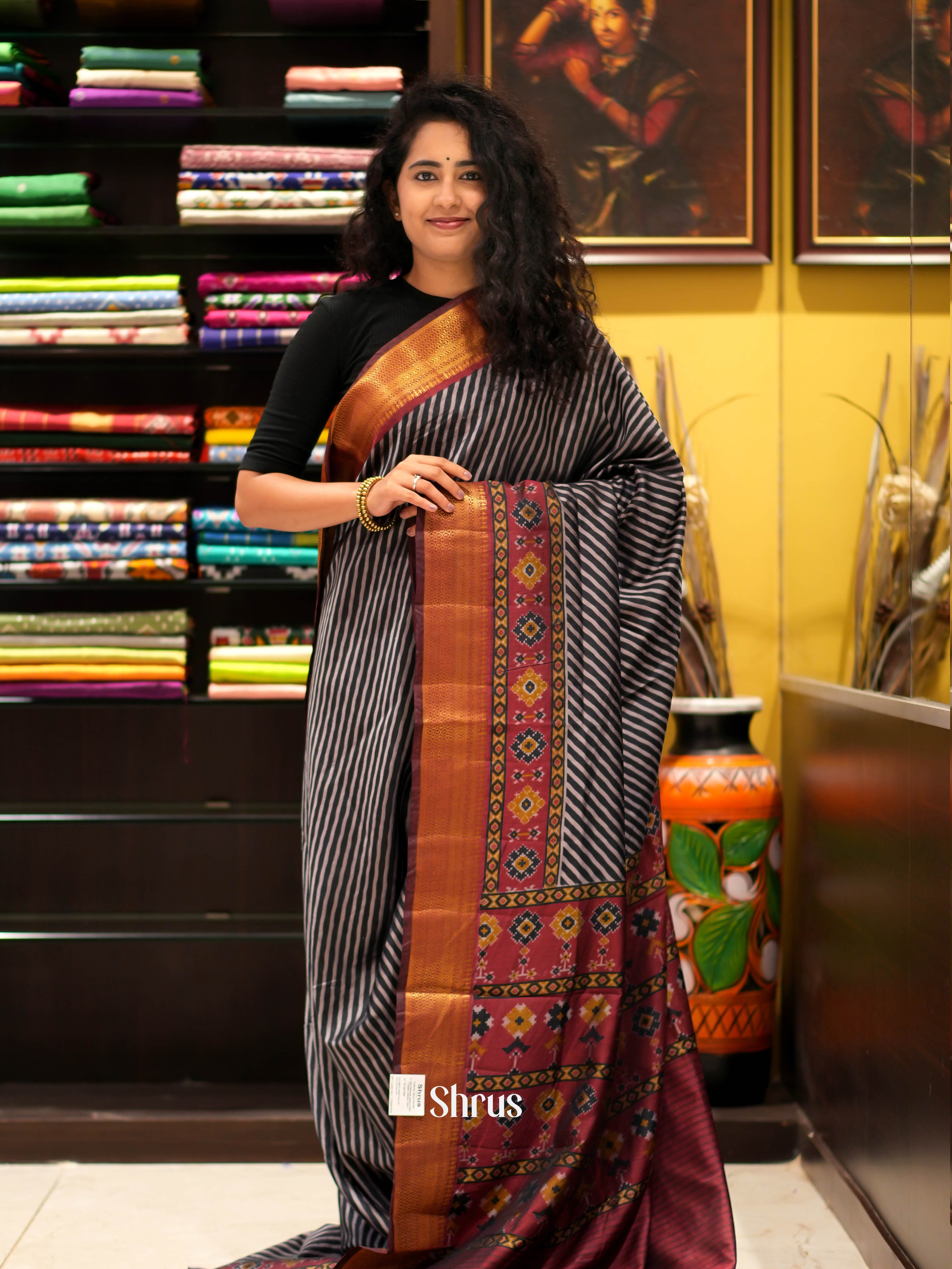 Grey & Maroon  - Semi patola Saree