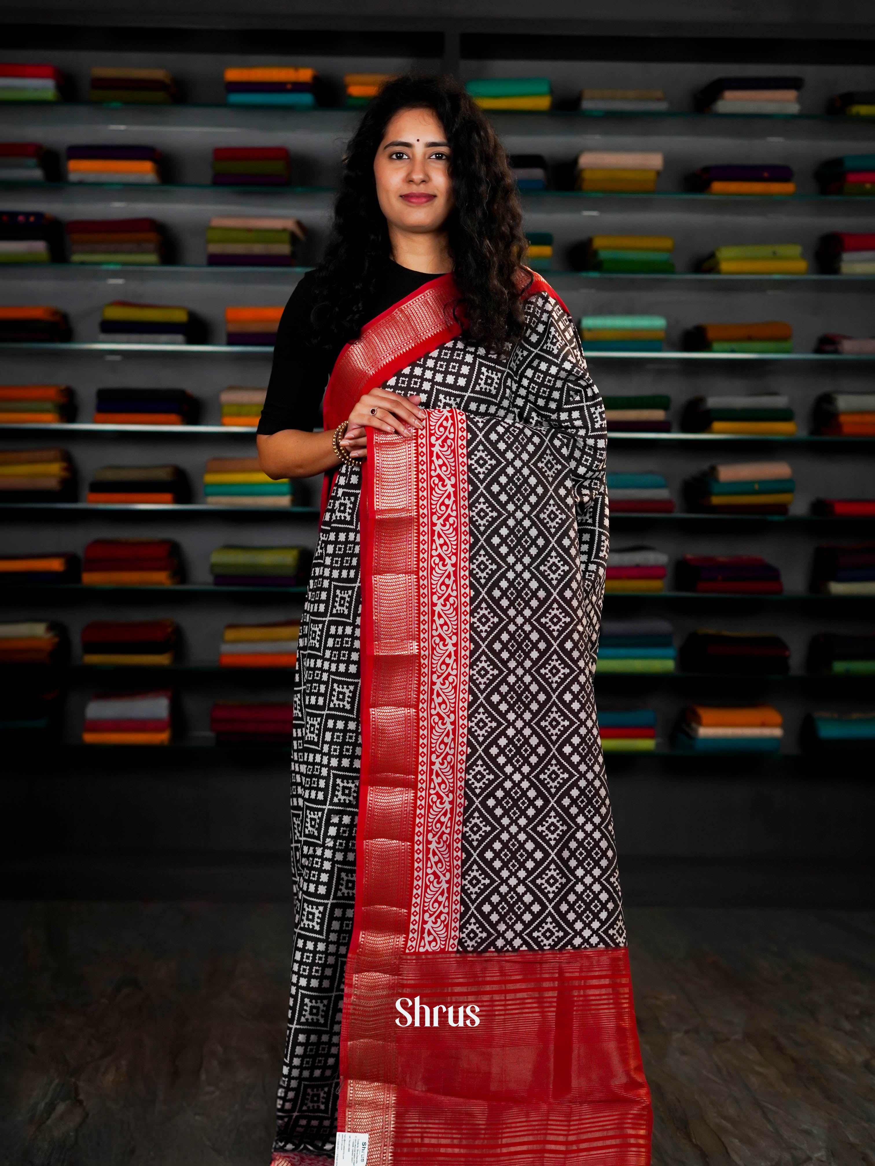 Black & Red - Art Modal Saree