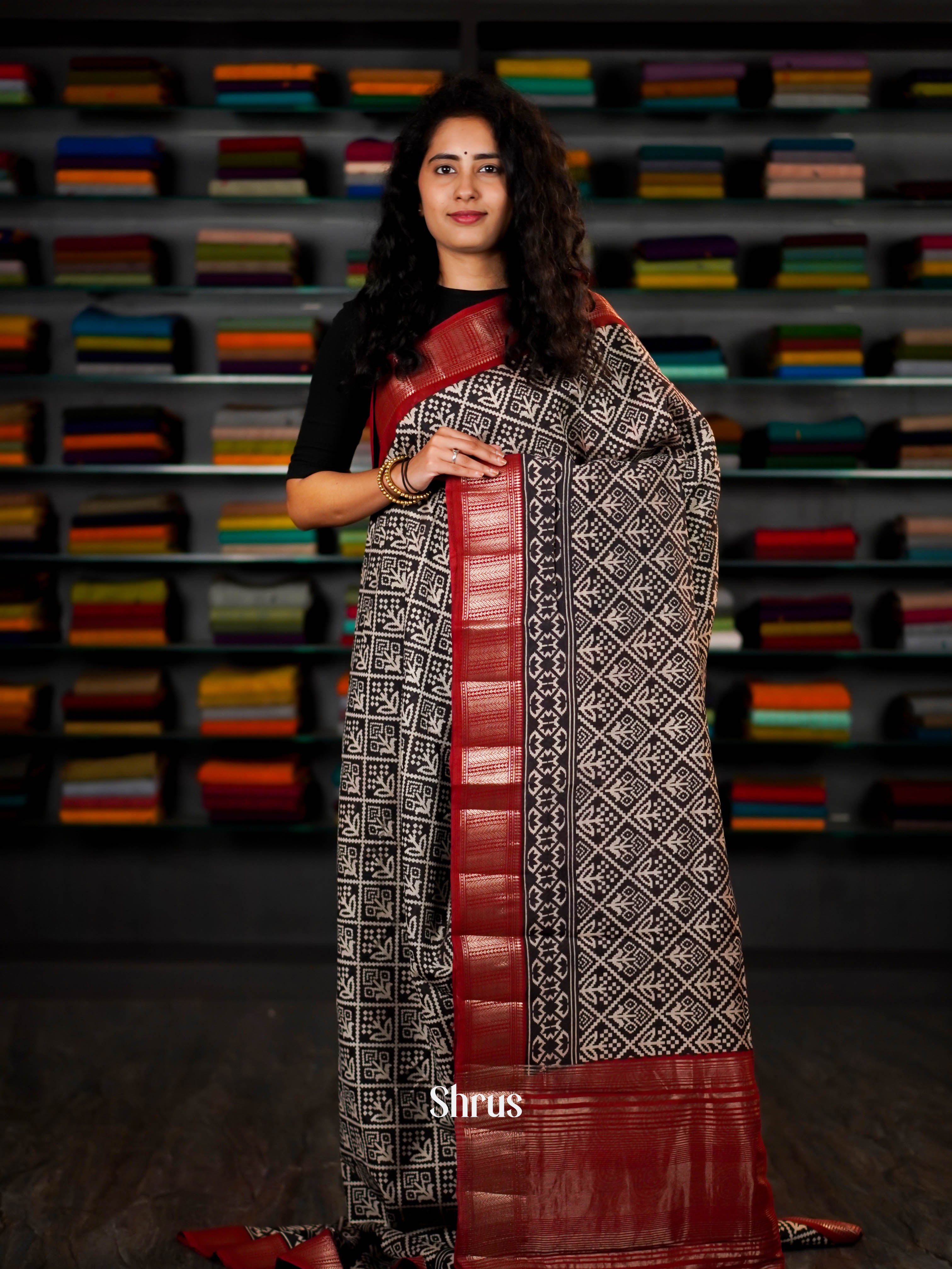 Black & Red  - Art Modal Saree