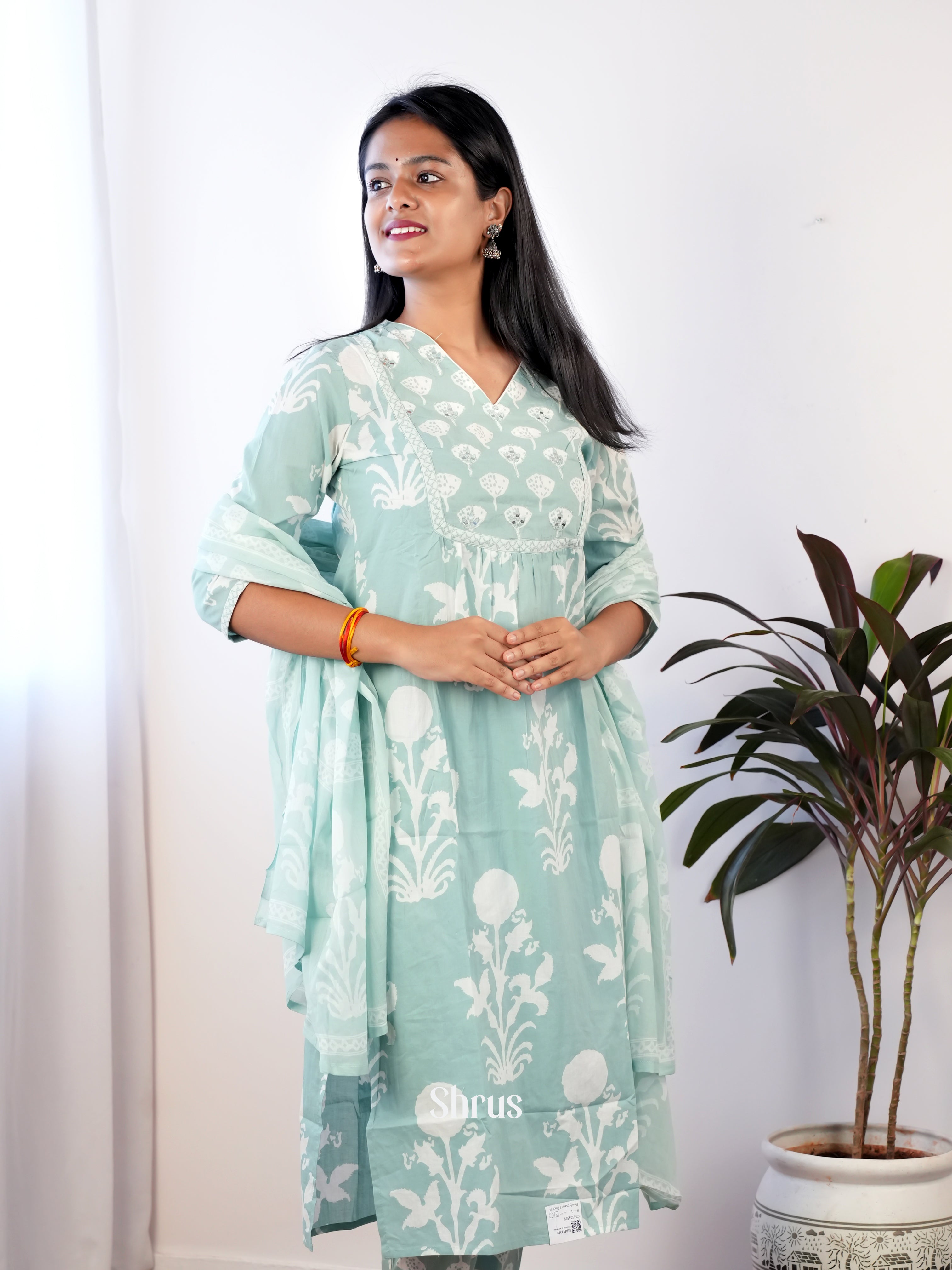 Pastel Green - 3pc Readymade Suits