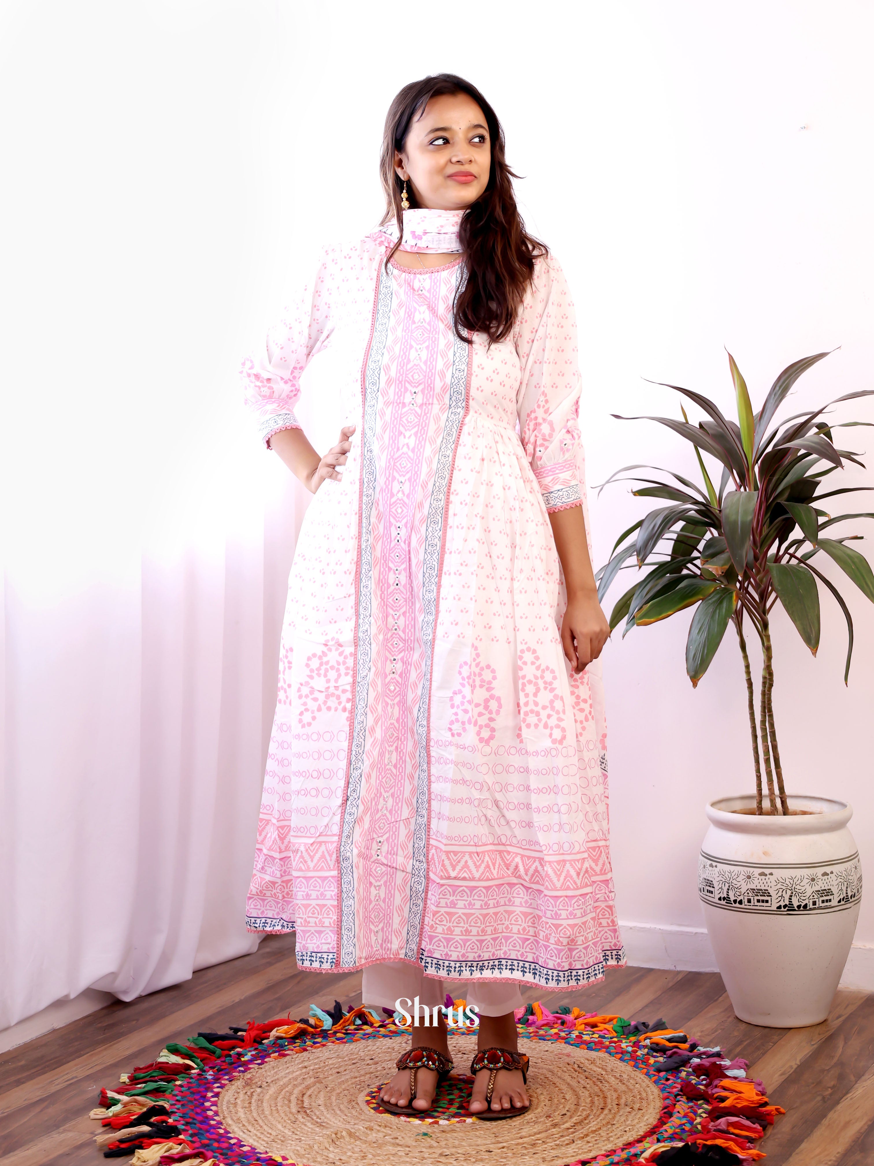 White & Pink- 3pc printed Readymade Suits